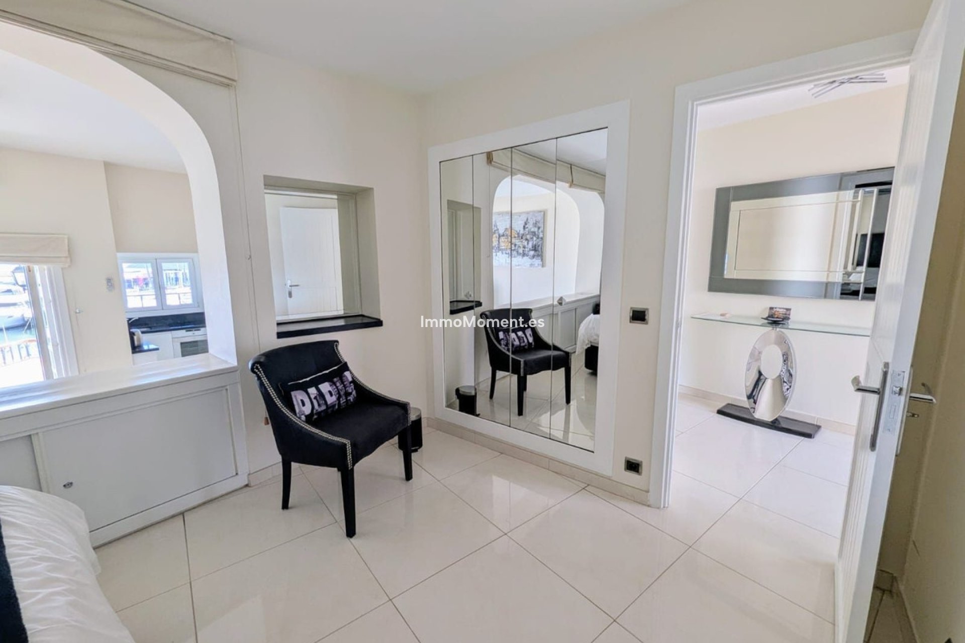 Resale - Apartment - Marbella - Puerto de Cabopino