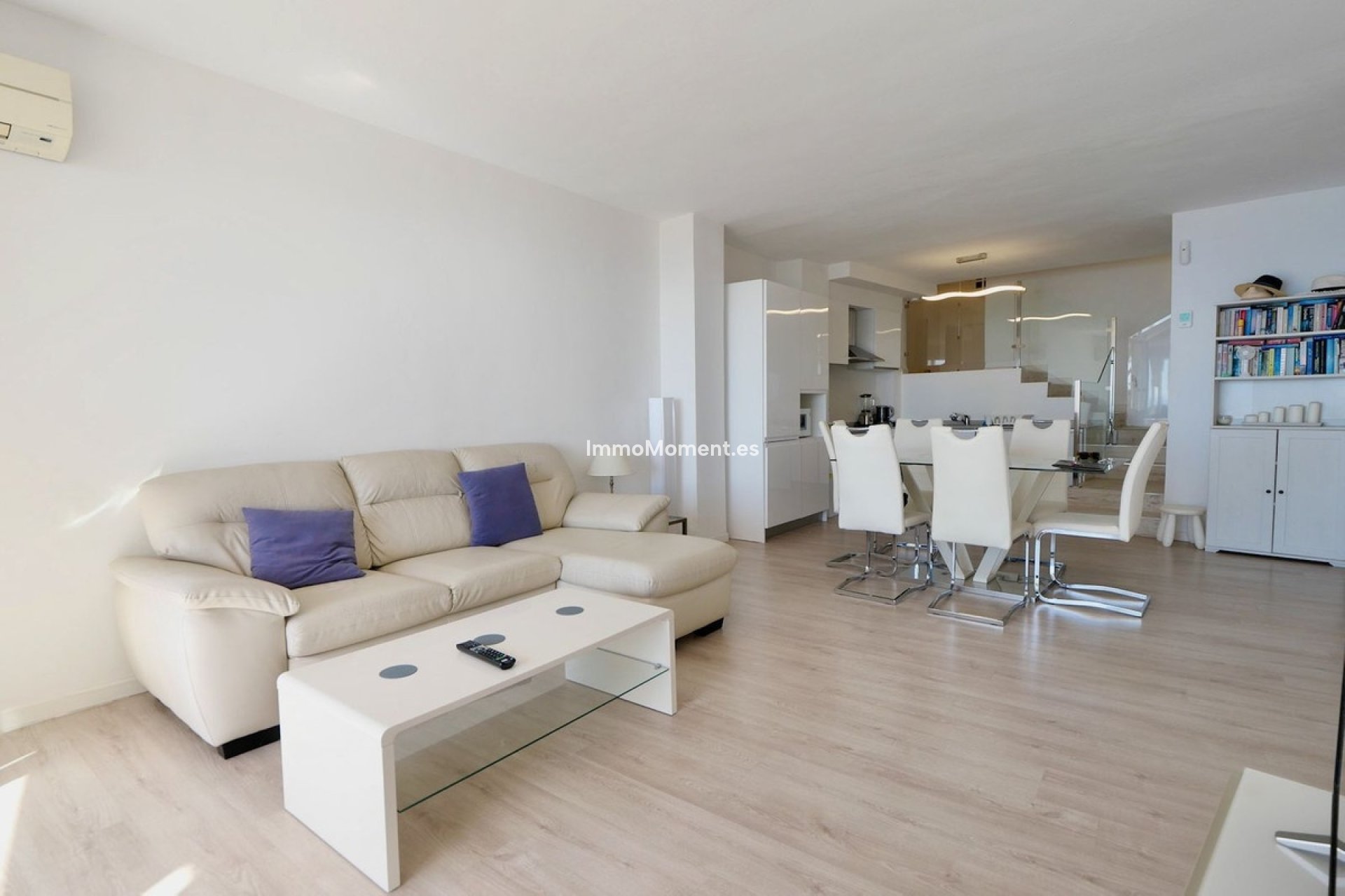 Resale - Apartment - Marbella - Puerto de Cabopino