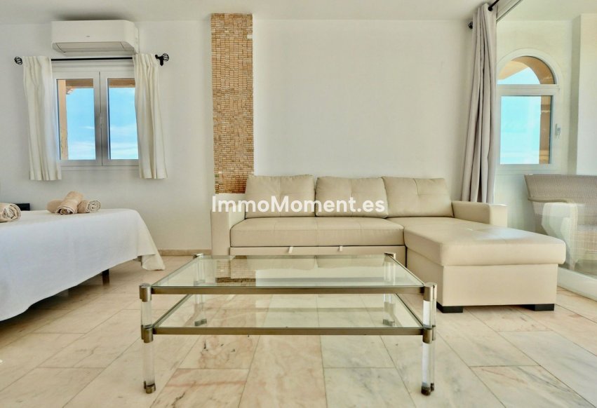 Resale - Apartment - Marbella - Puerto de Cabopino