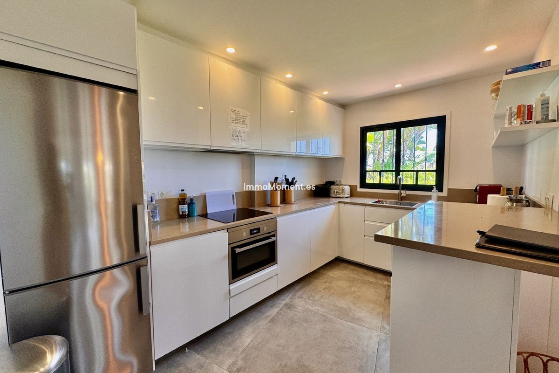 Resale - Apartment - Marbella - Puerto de Cabopino