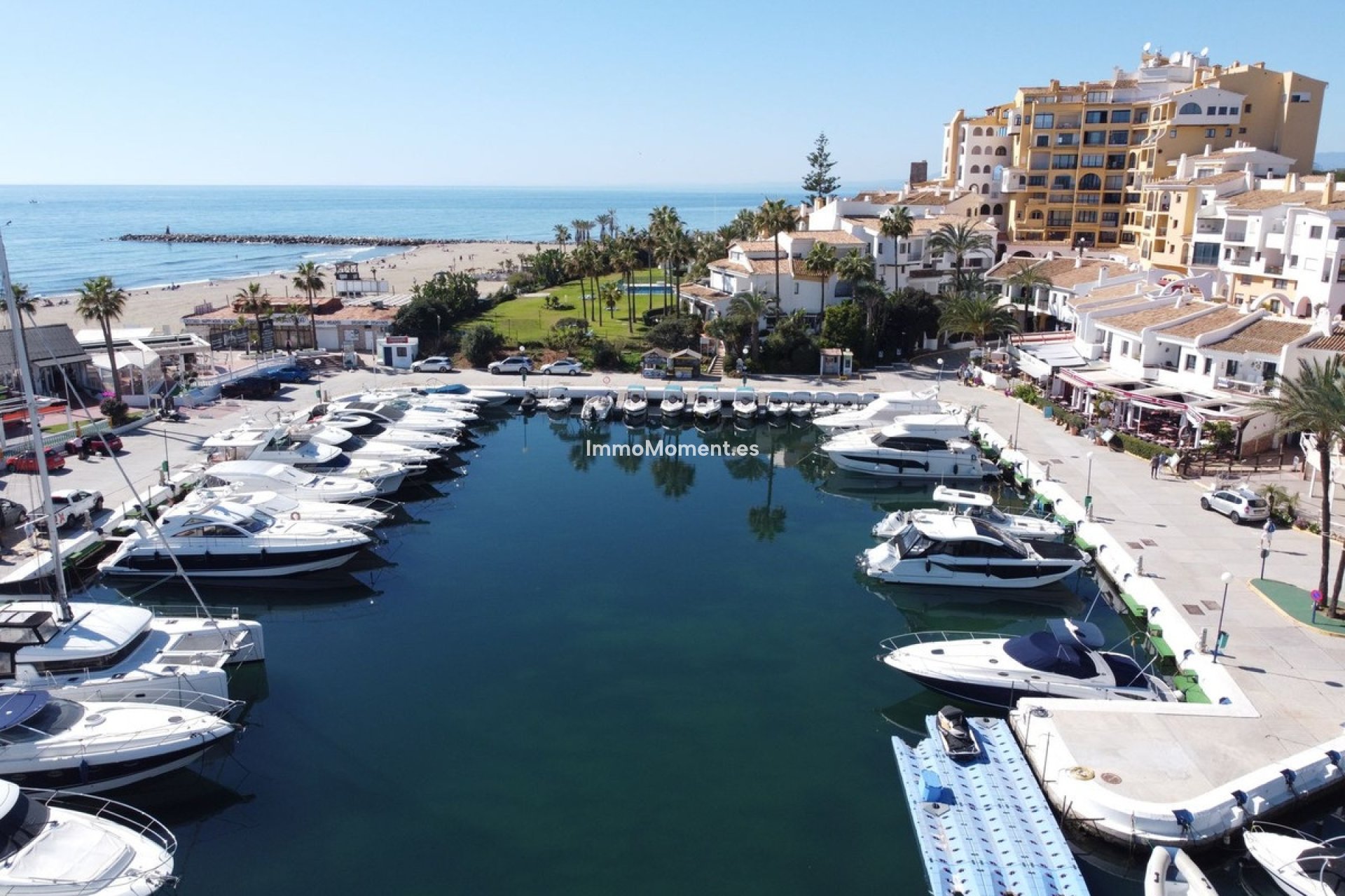 Resale - Apartment - Marbella - Puerto de Cabopino