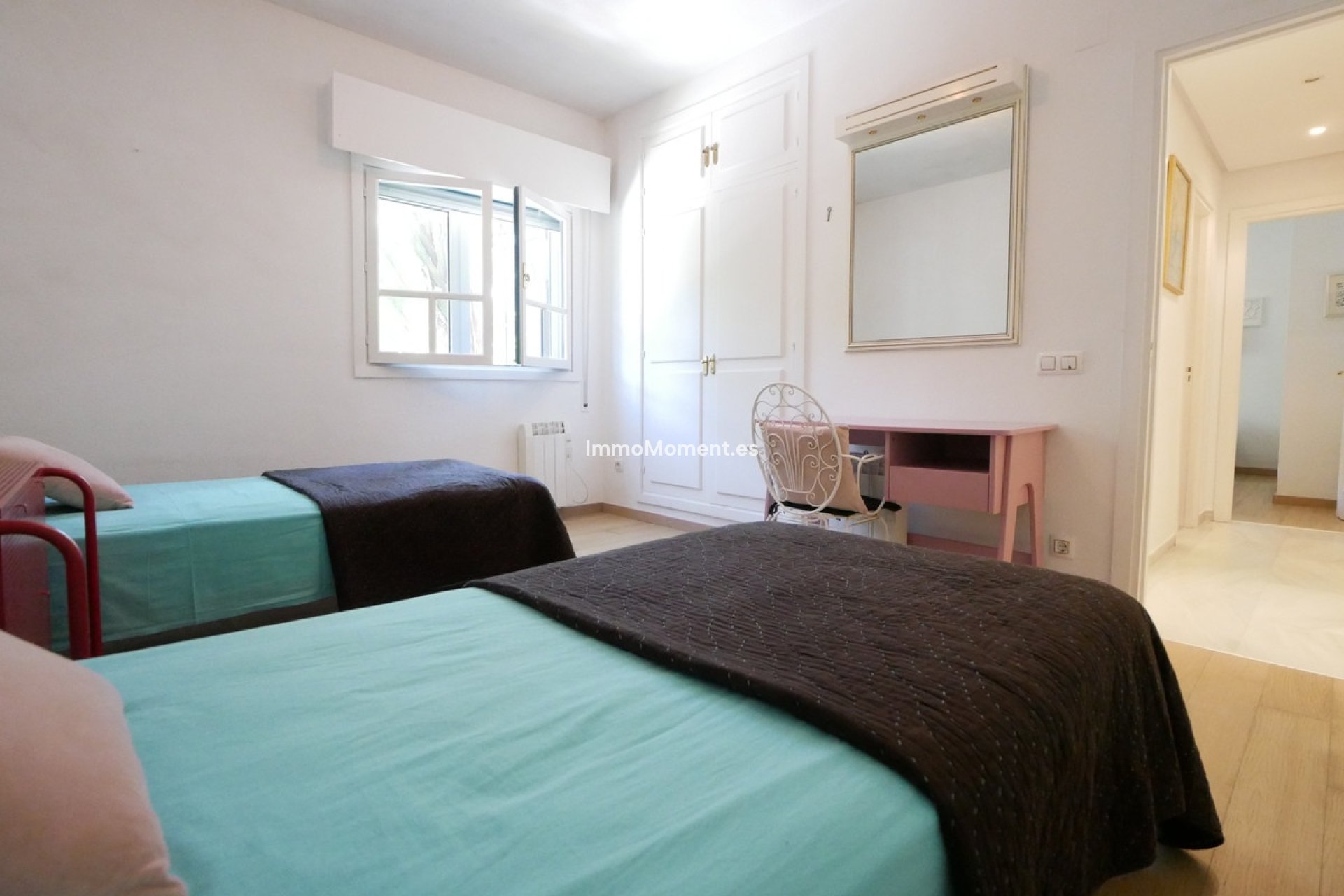 Resale - Apartment - Marbella - Puerto de Cabopino