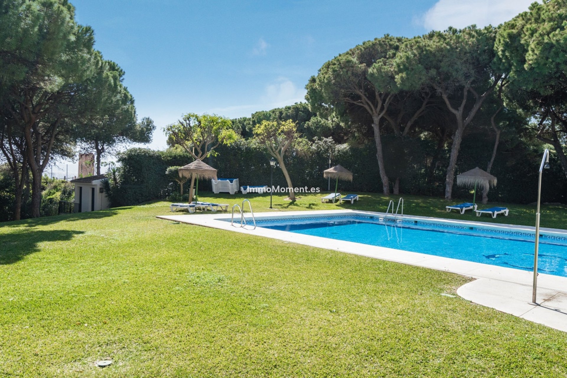 Resale - Apartment - Marbella - Puerto de Cabopino