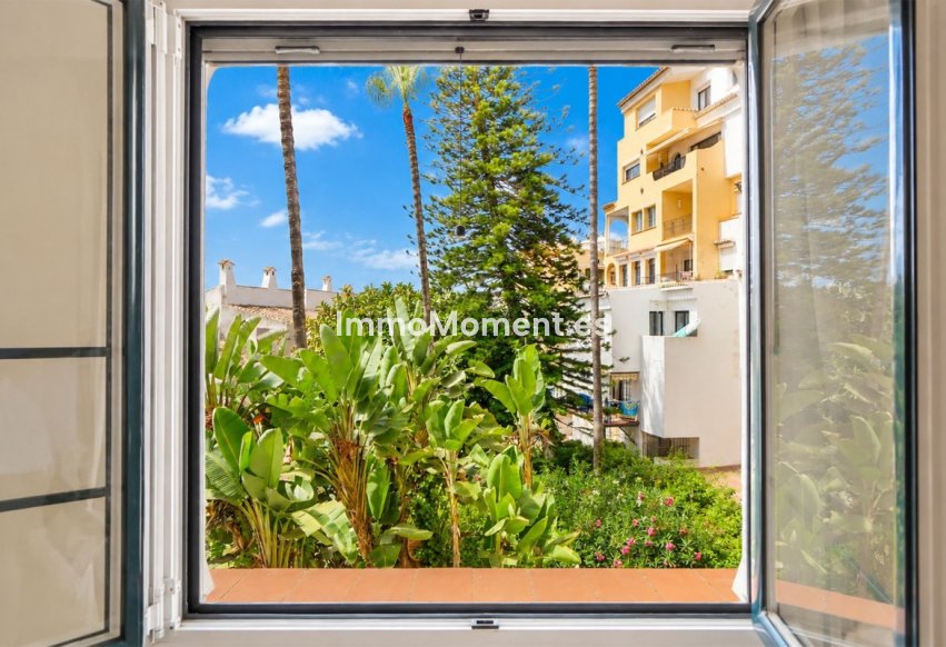 Resale - Apartment - Marbella - Puerto de Cabopino