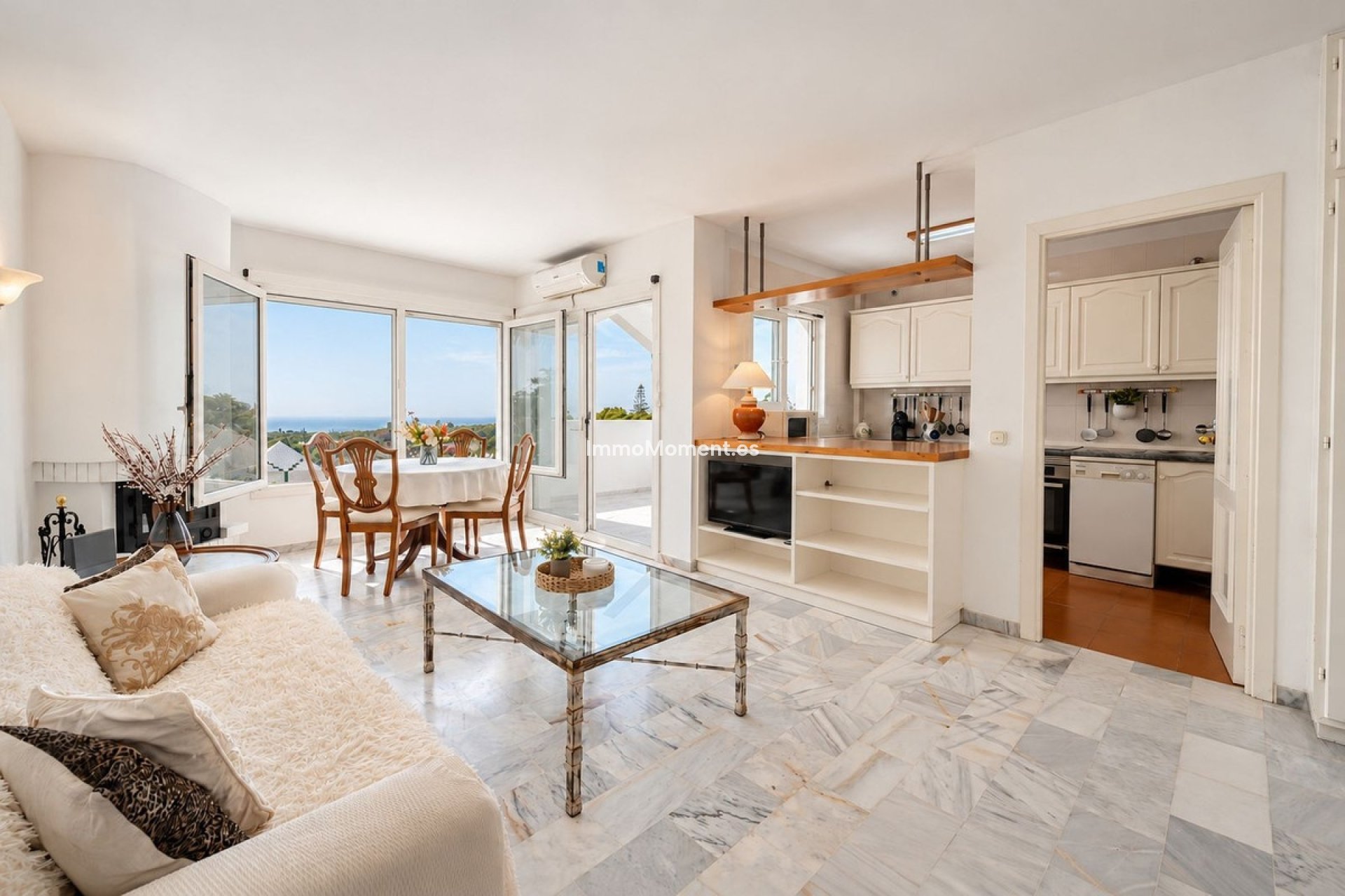 Resale - Apartment - Marbella - Reserva de Marbella