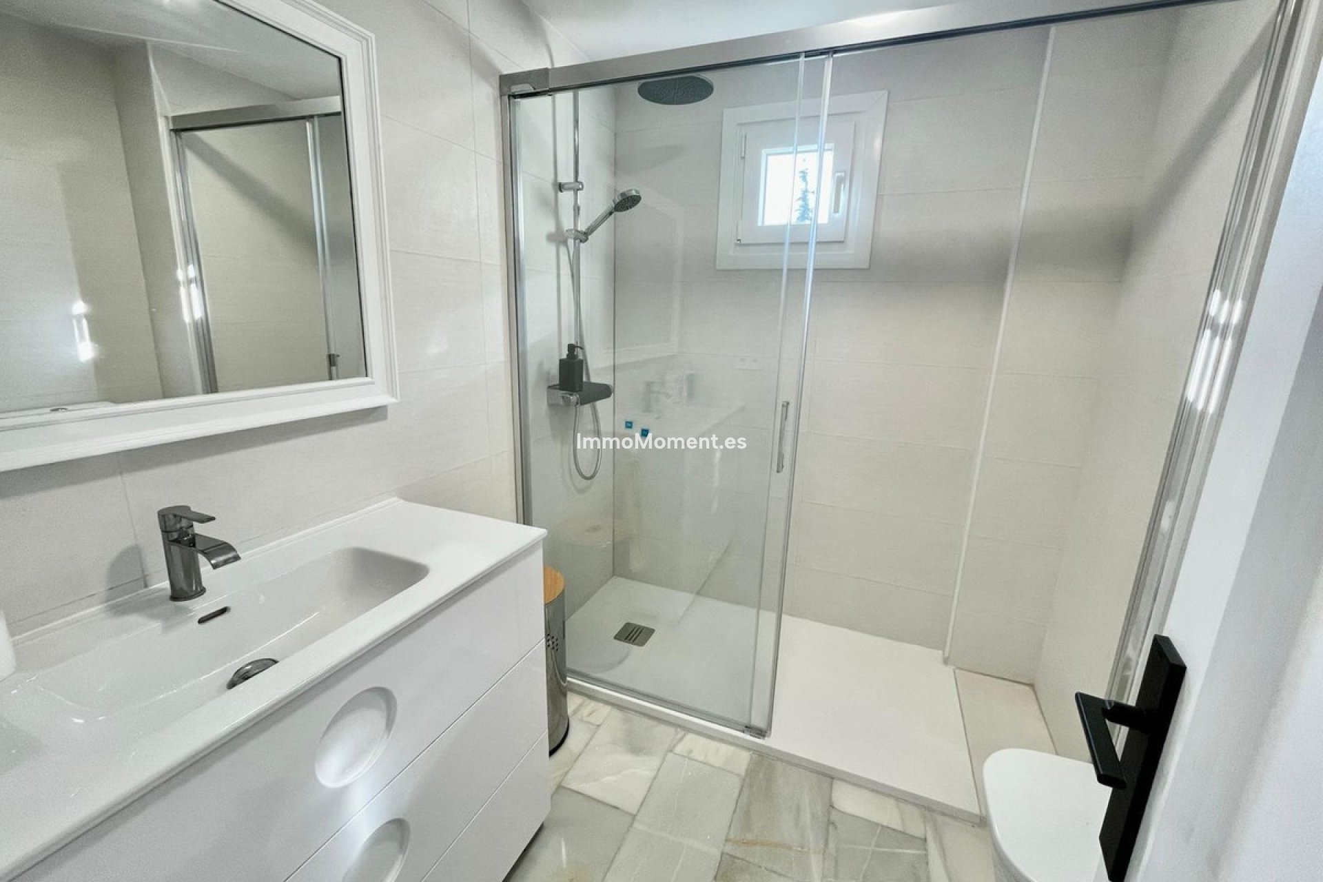 Resale - Apartment - Marbella - Reserva de Marbella