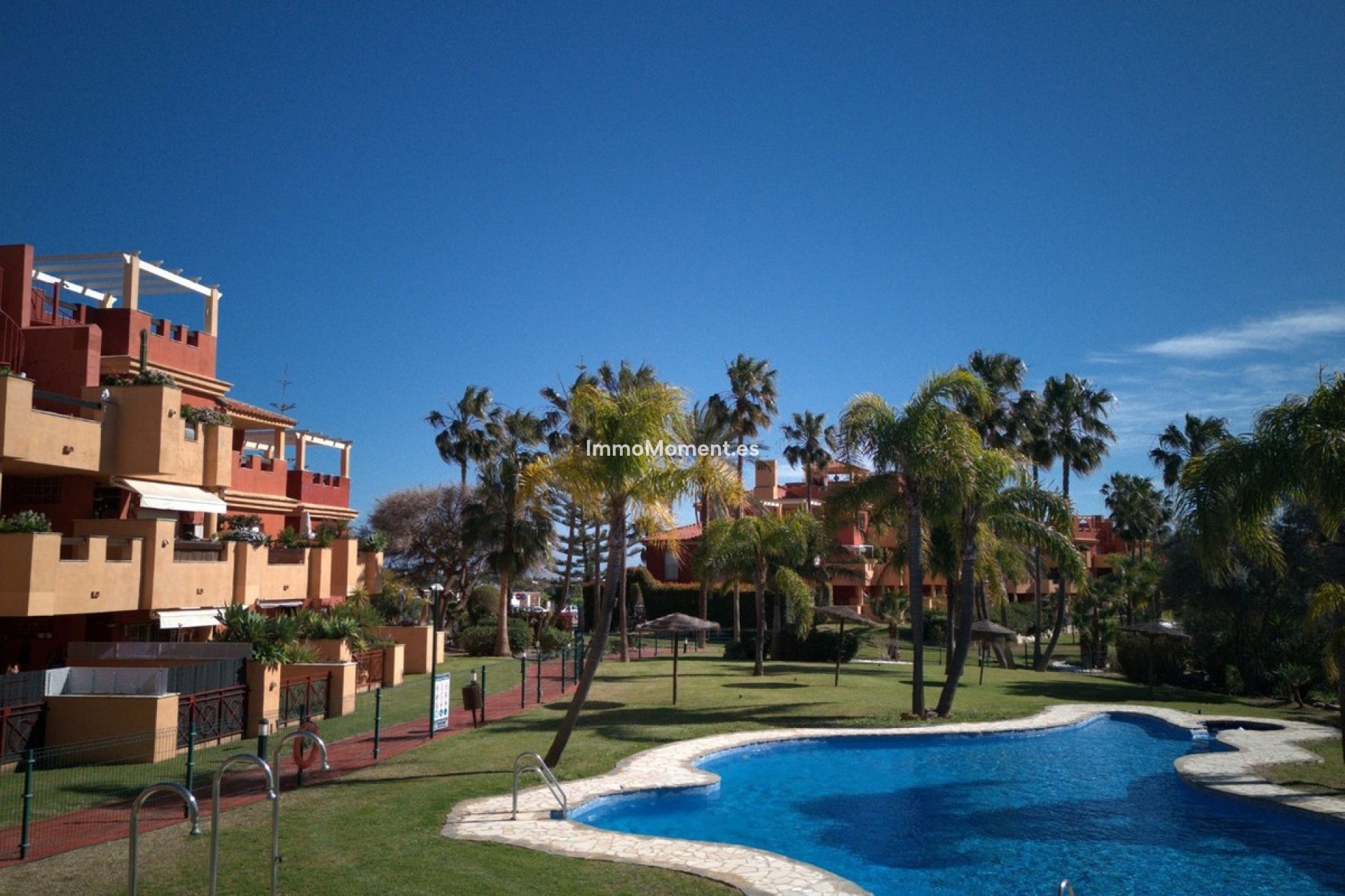 Resale - Apartment - Marbella - Reserva de Marbella