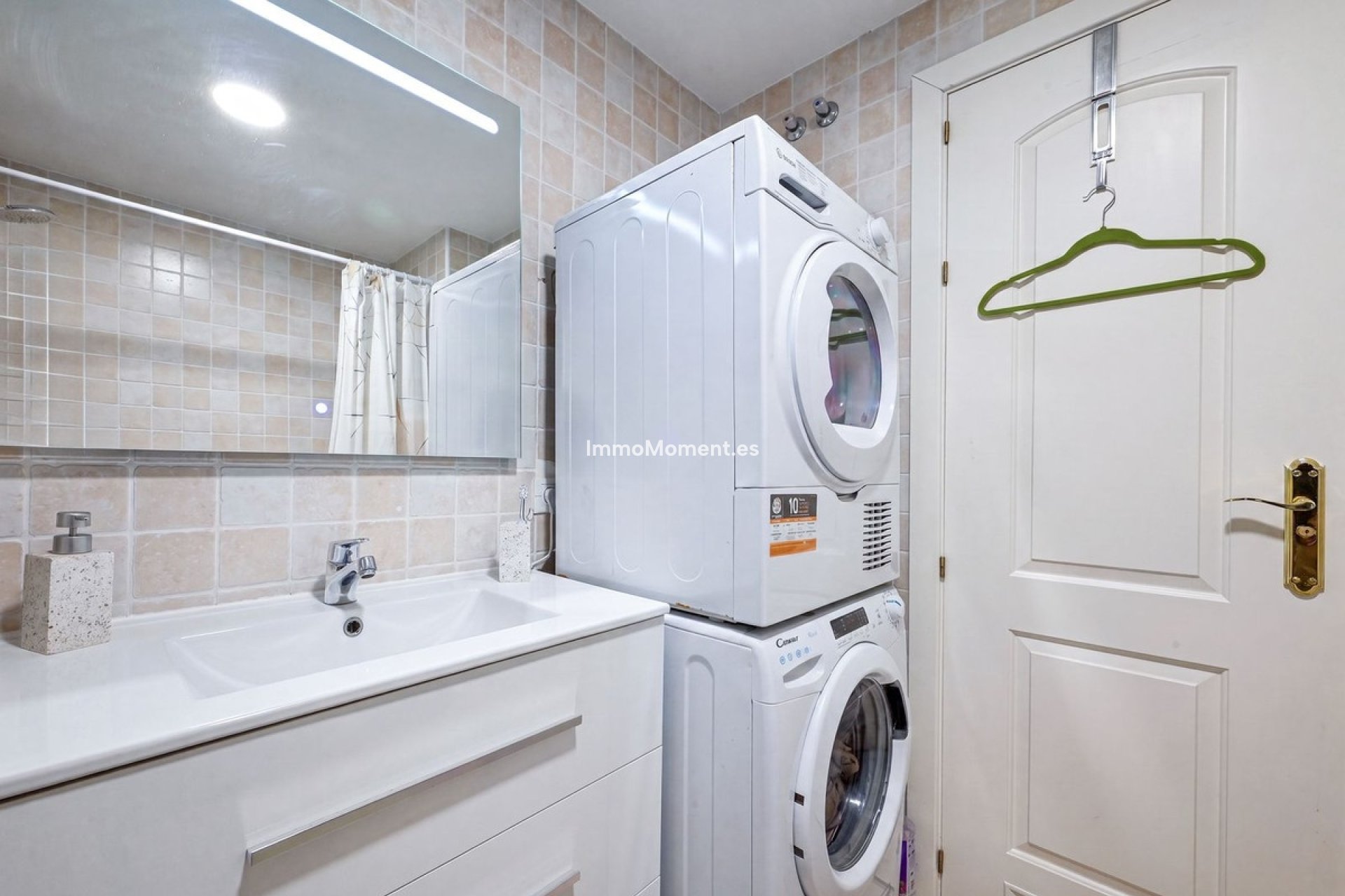 Resale - Apartment - Marbella - Reserva de Marbella