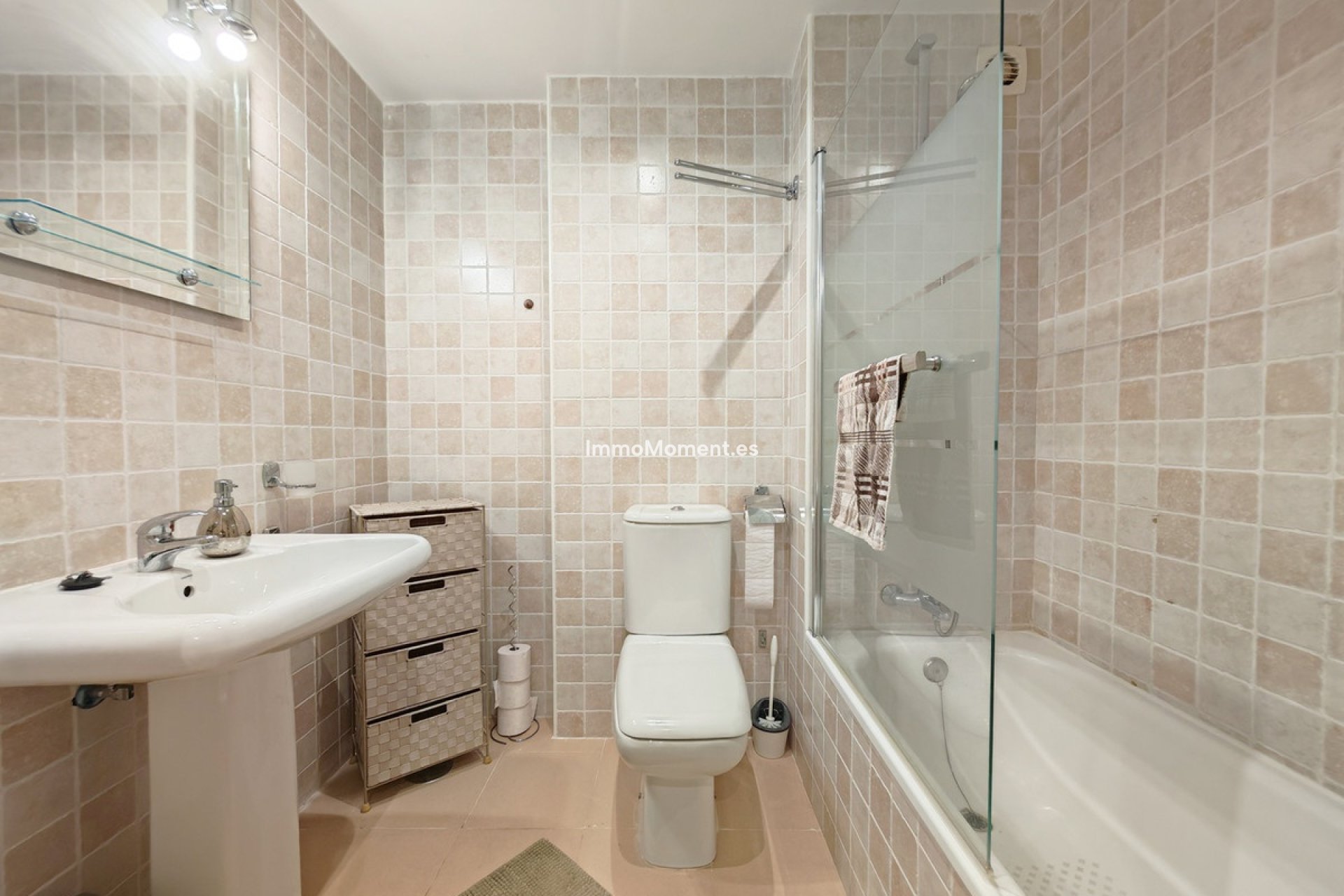 Resale - Apartment - Marbella - Reserva de Marbella