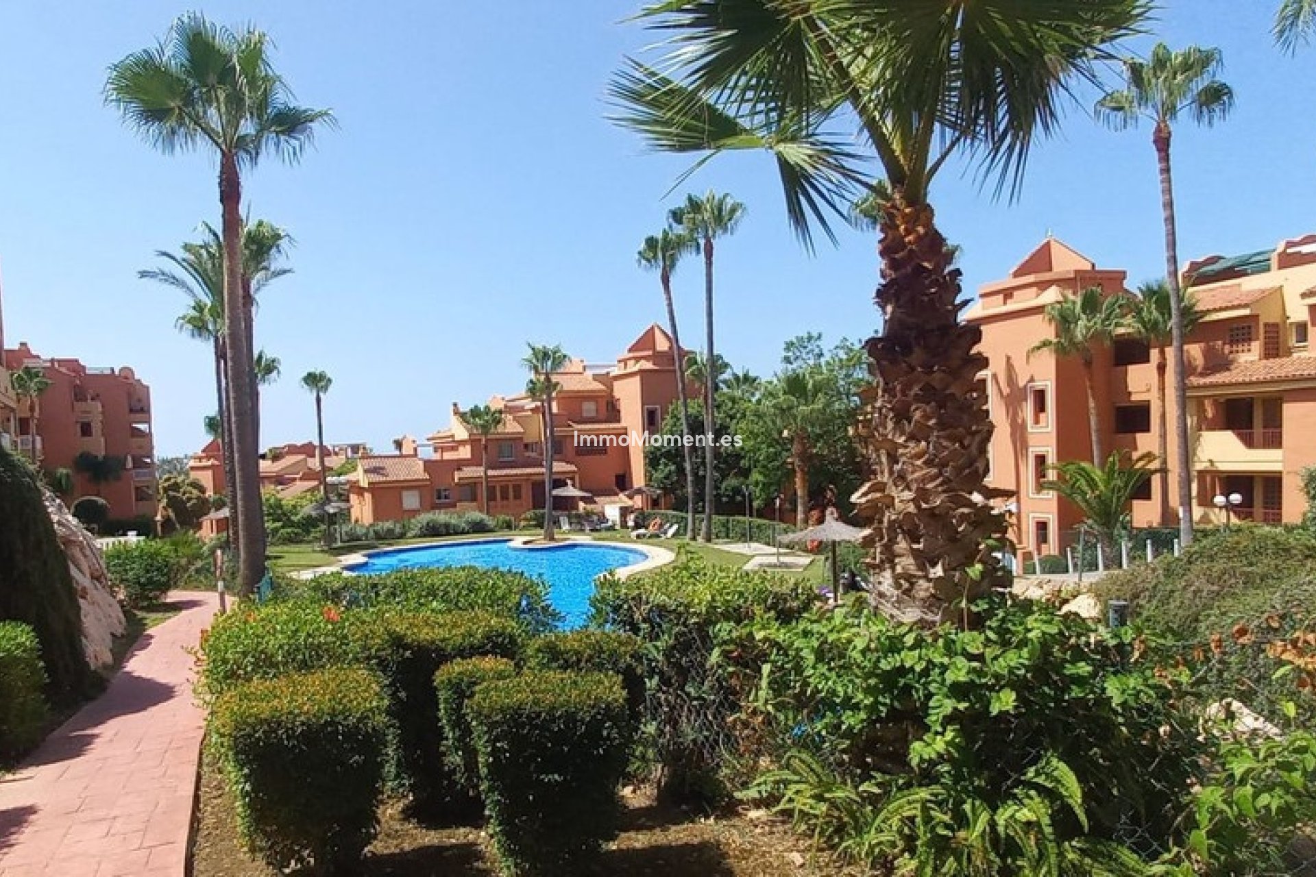 Resale - Apartment - Marbella - Reserva de Marbella