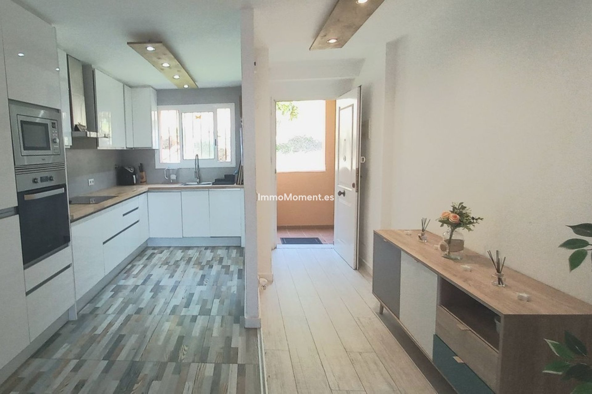 Resale - Apartment - Marbella - Reserva de Marbella