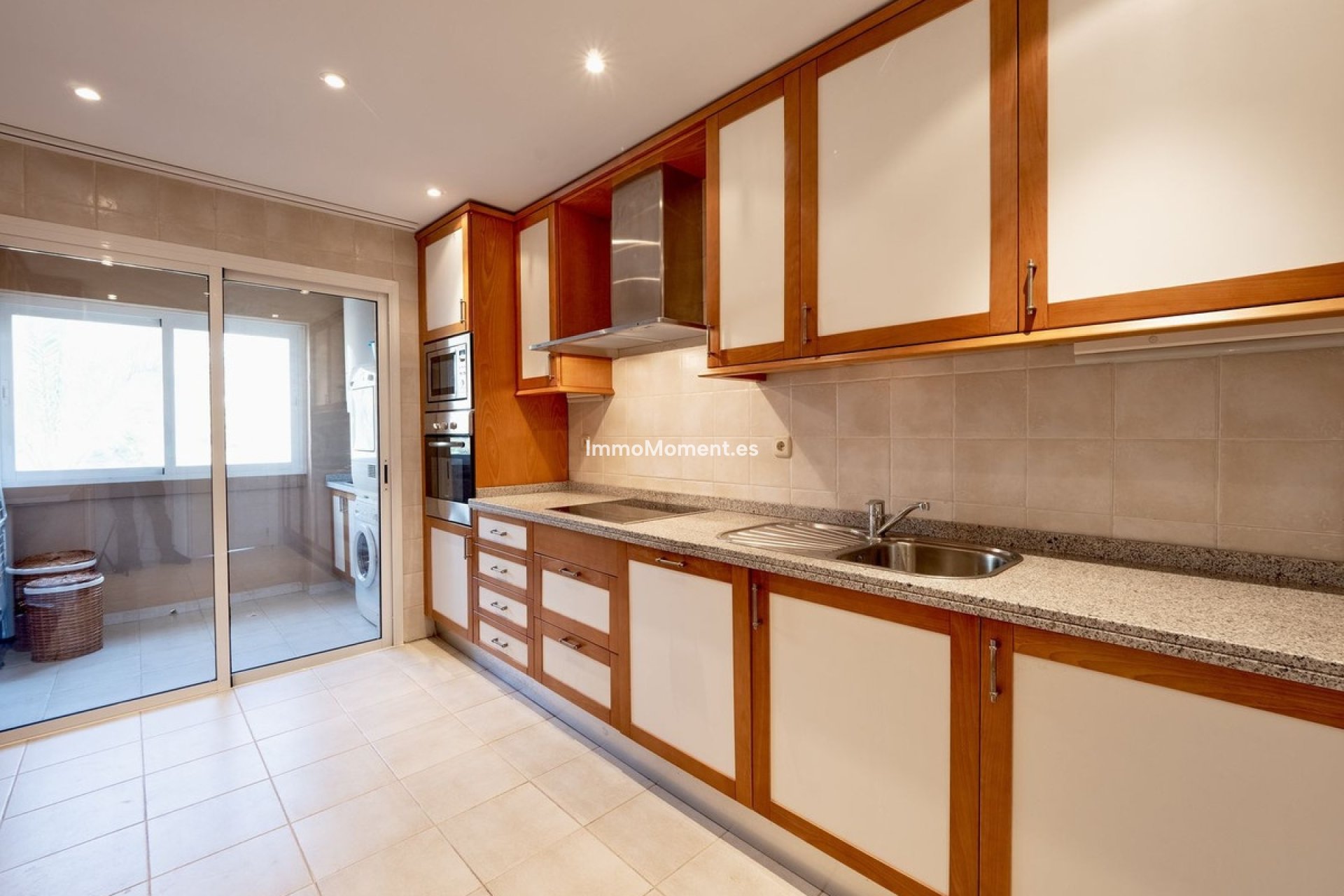 Resale - Apartment - Marbella - Río Real