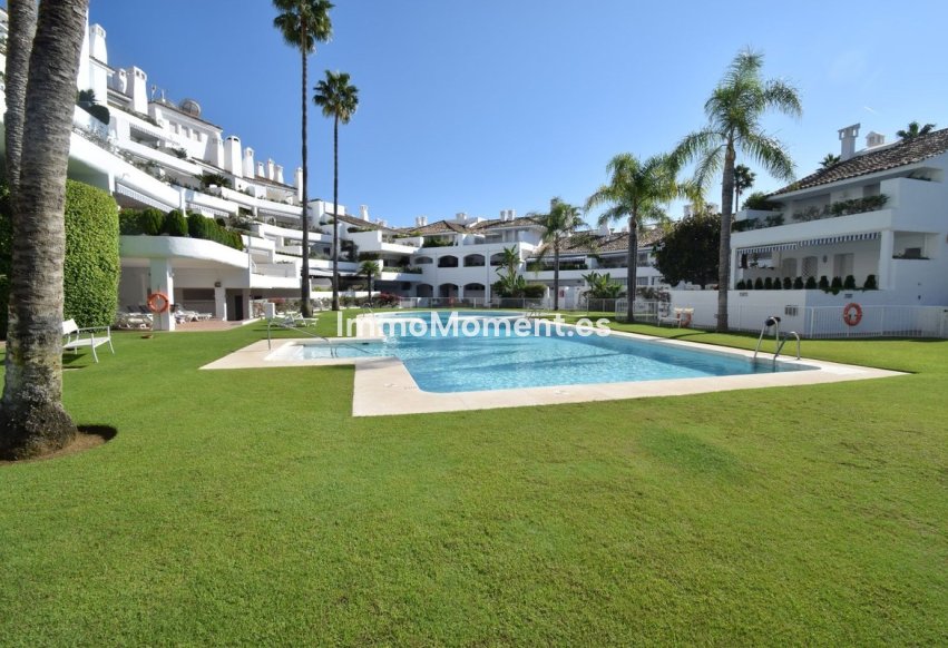 Resale - Apartment - Marbella - Río Real
