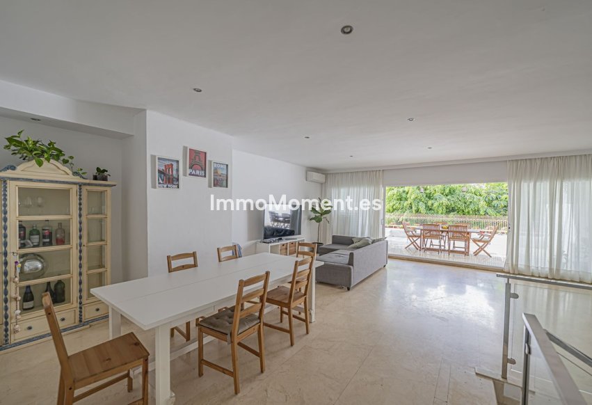 Resale - Apartment - Marbella - Río Real