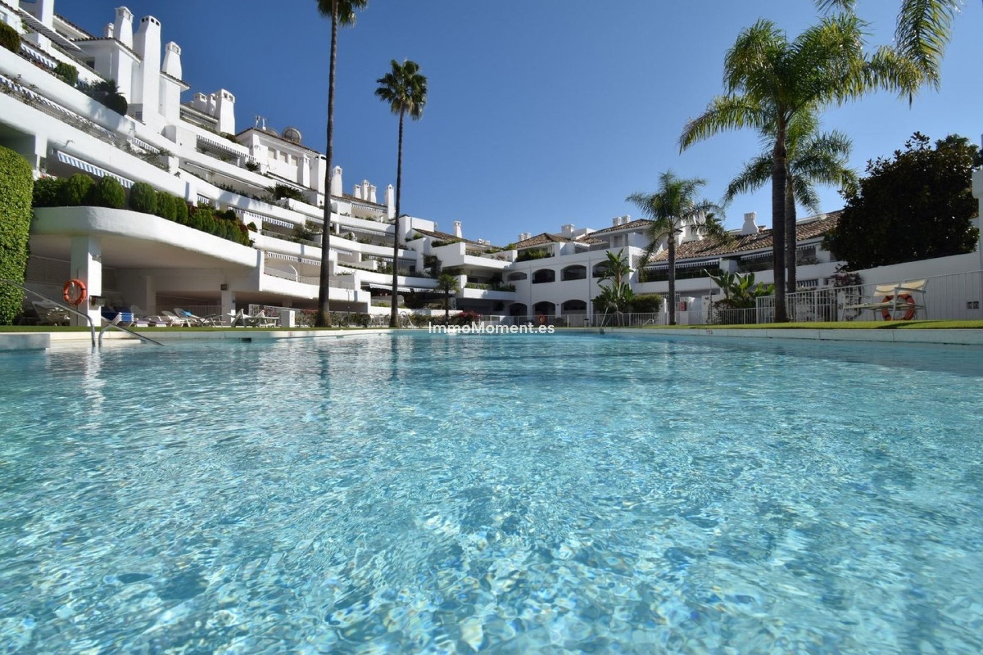 Resale - Apartment - Marbella - Río Real