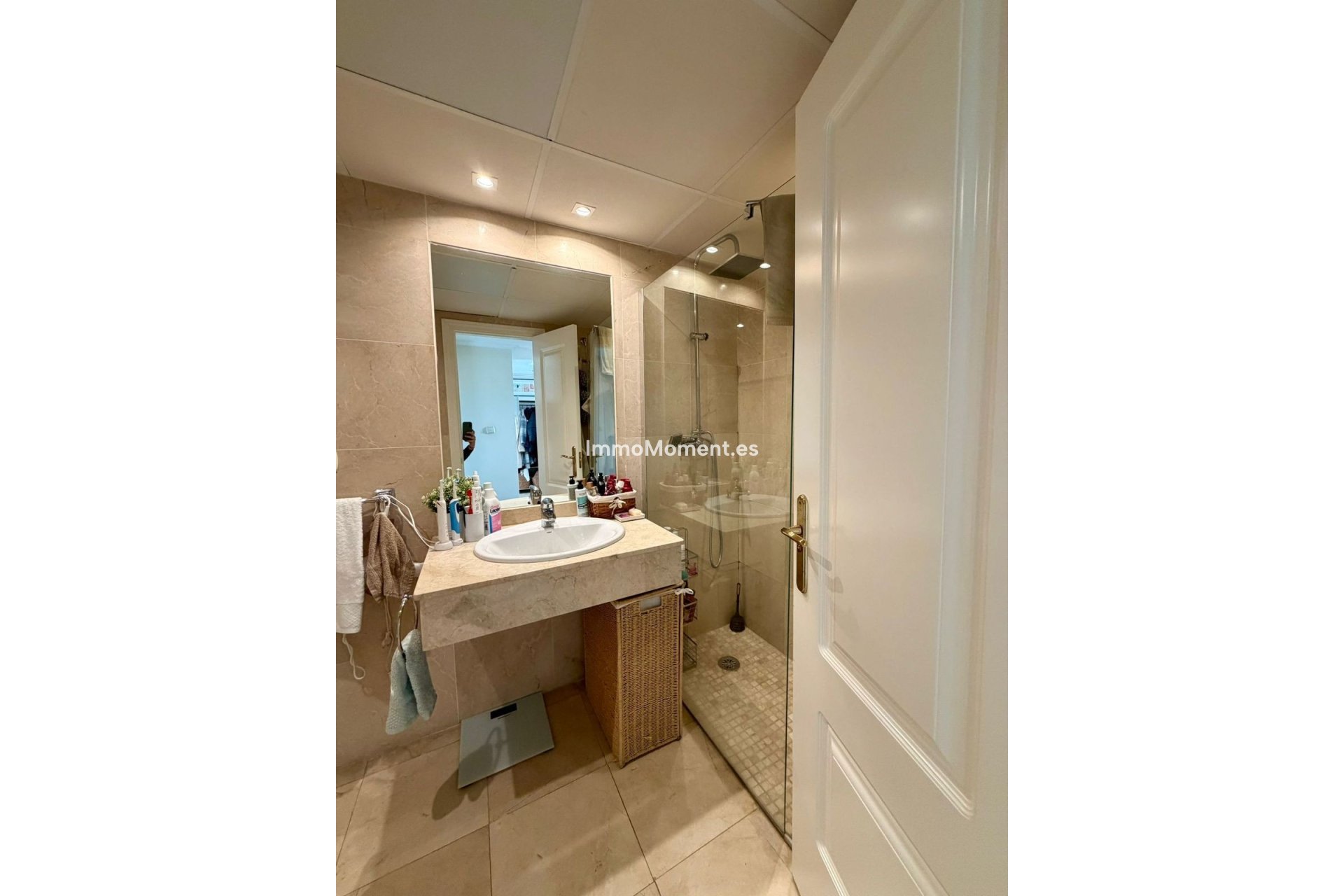 Resale - Apartment - Marbella - Río Real