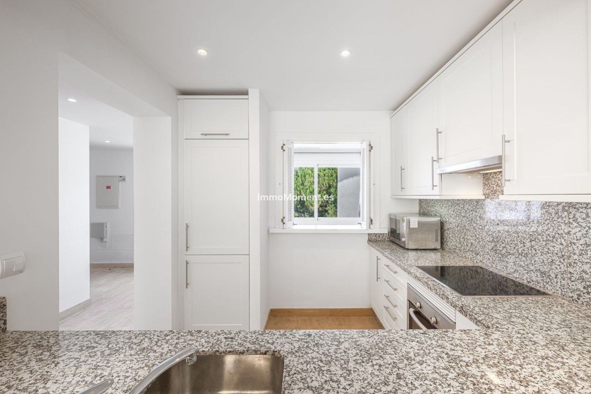 Resale - Apartment - Marbella - Río Real