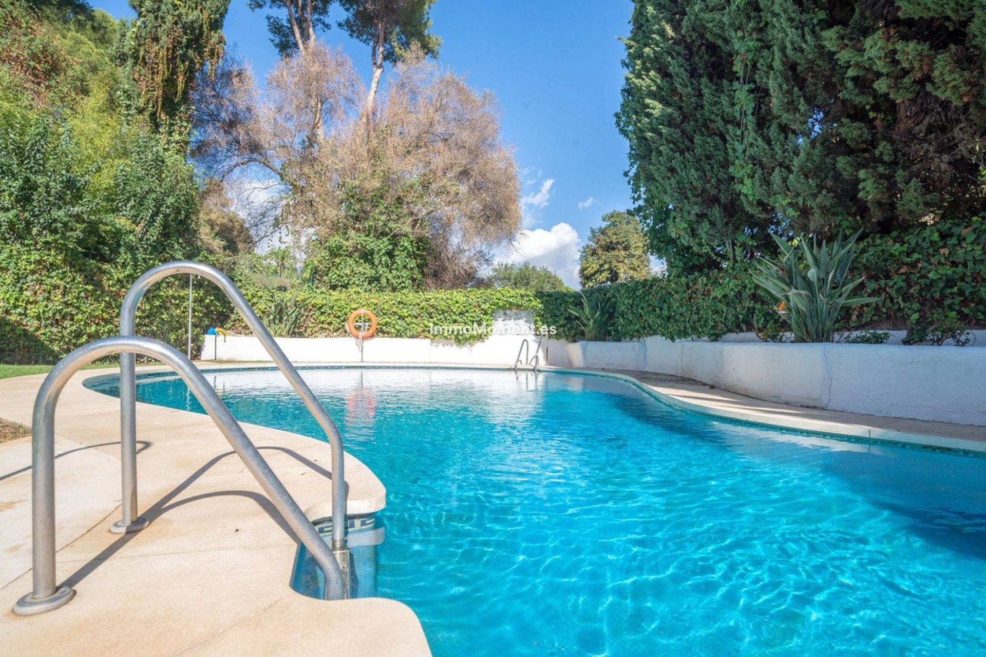 Resale - Apartment - Marbella - Río Real