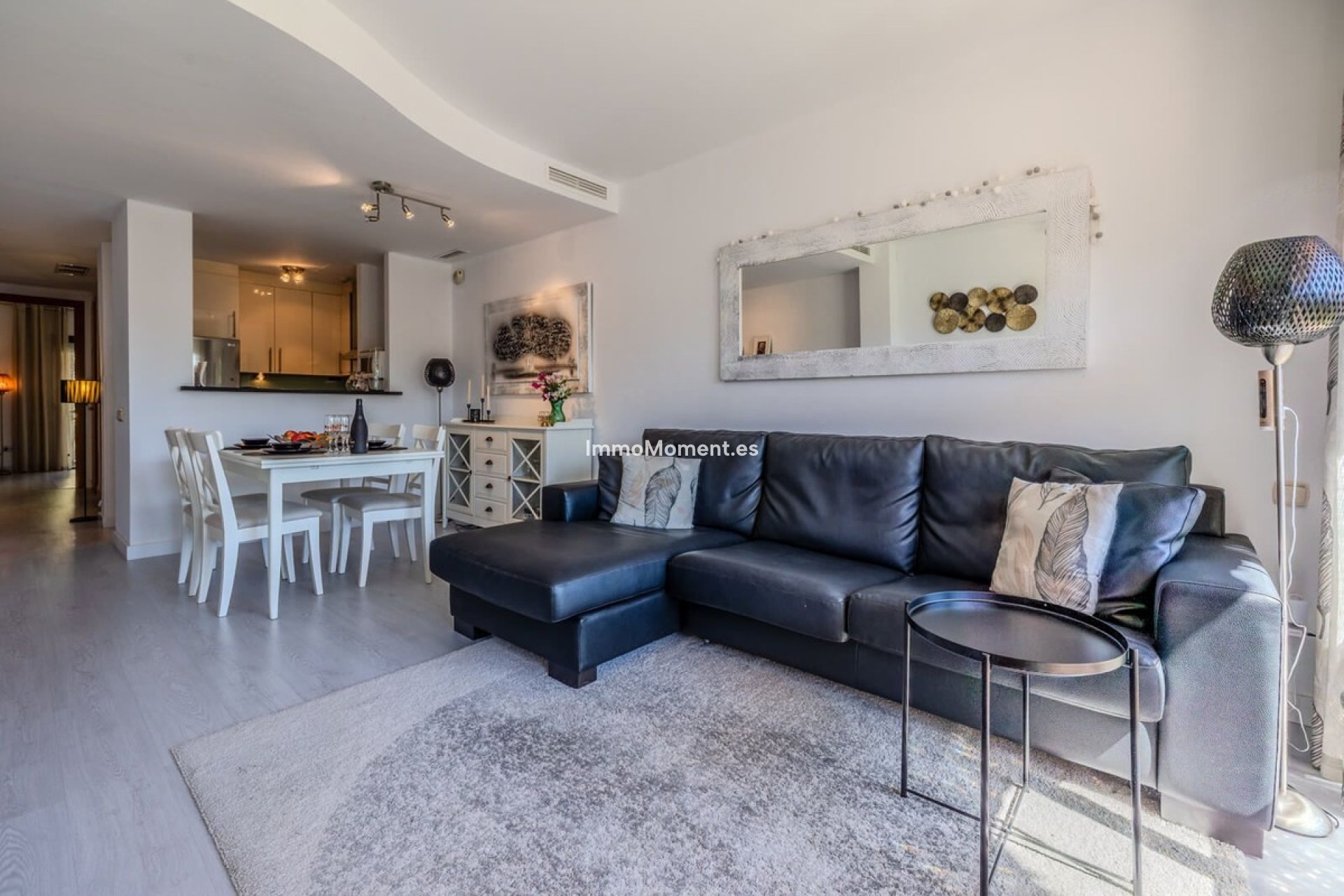 Resale - Apartment - Marbella - Río Real