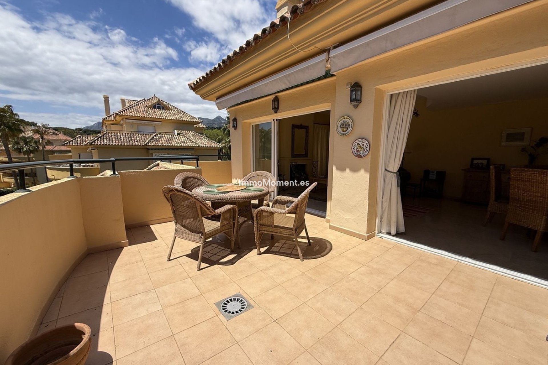 Resale - Apartment - Marbella - Río Real