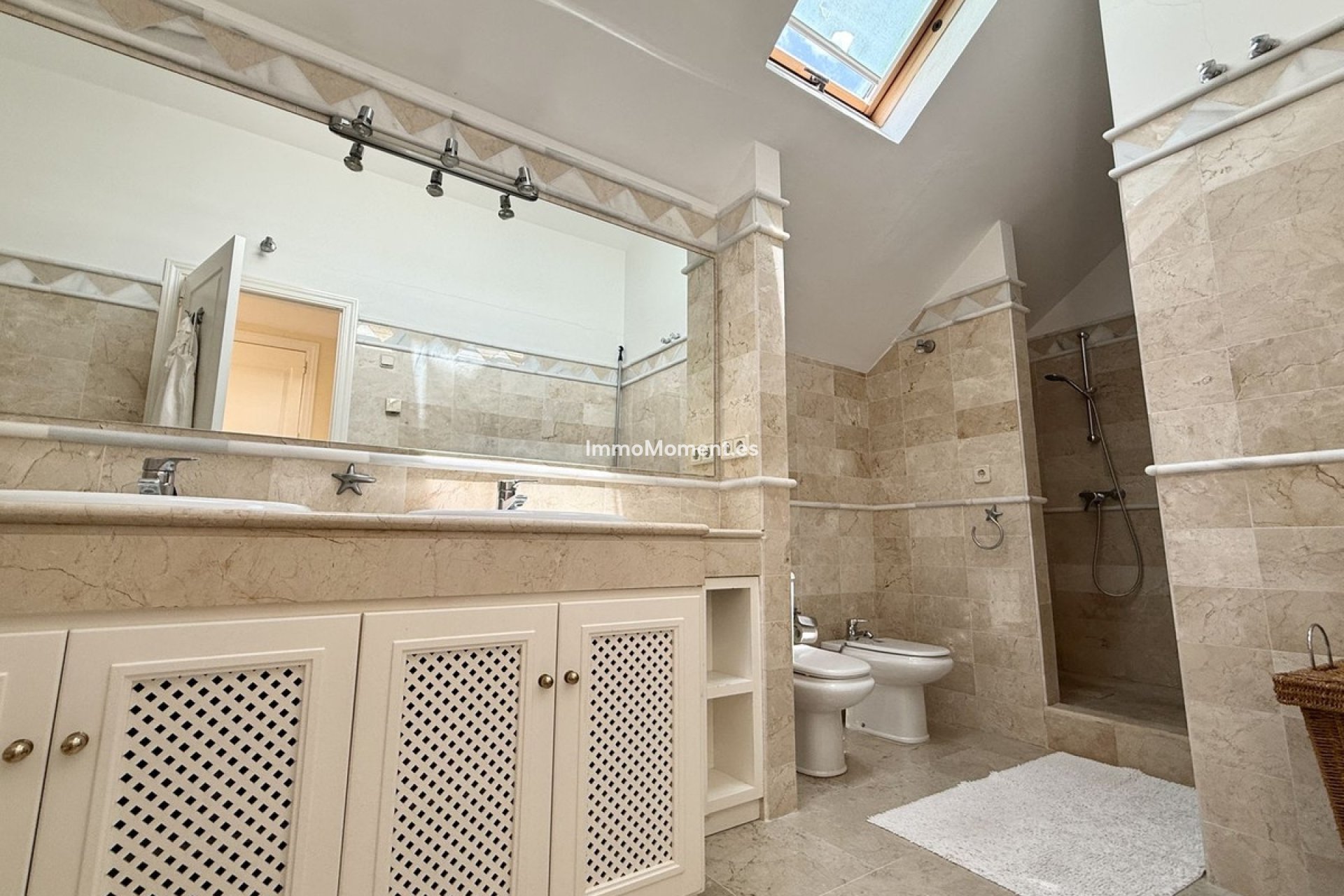 Resale - Apartment - Marbella - Río Real