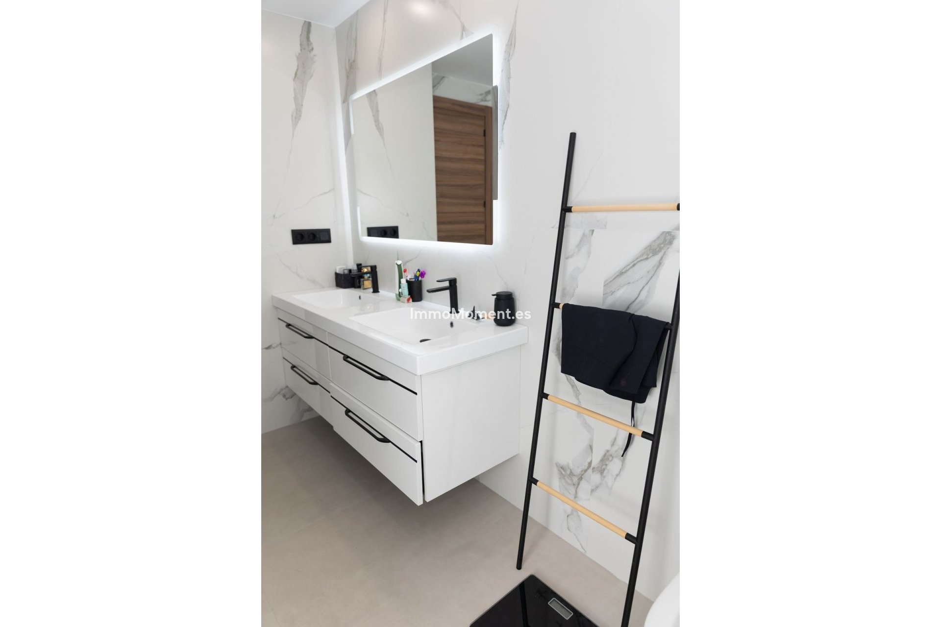 Resale - Apartment - Marbella - San Pedro de Alcántara