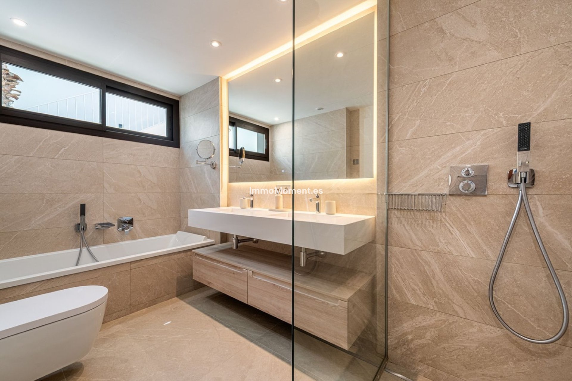 Resale - Apartment - Marbella - Santa Clara