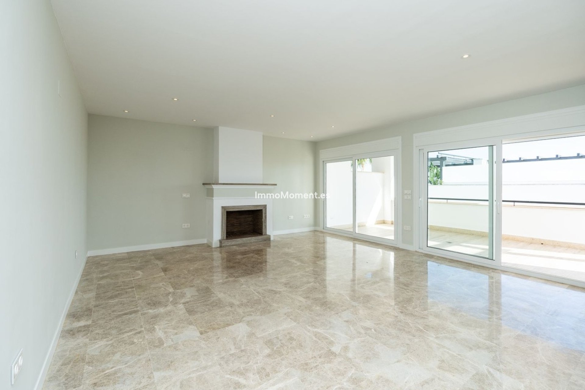 Resale - Apartment - Marbella - Santa Clara