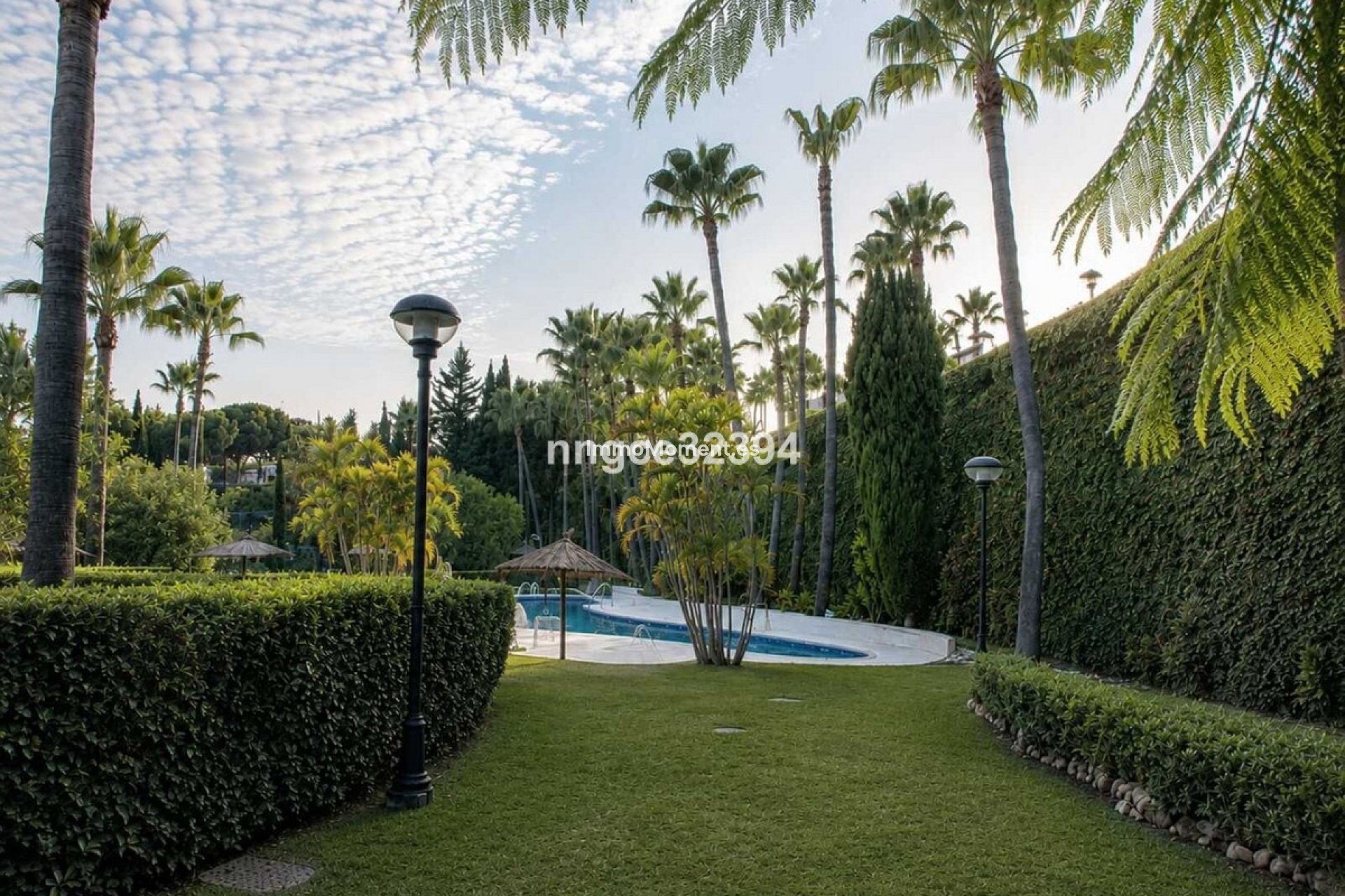 Resale - Apartment - Marbella - Sierra Blanca
