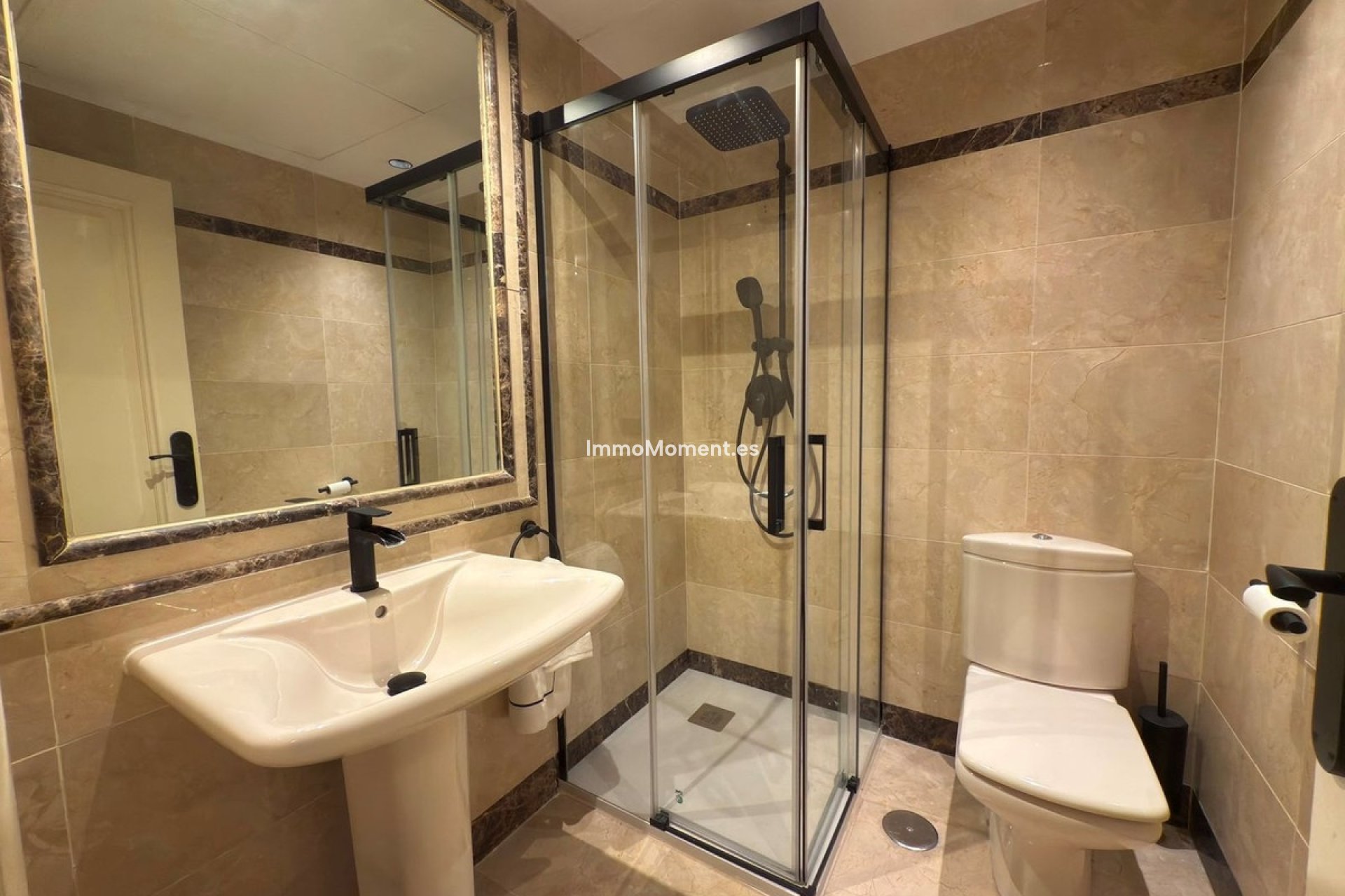 Resale - Apartment - Marbella - Sierra Blanca