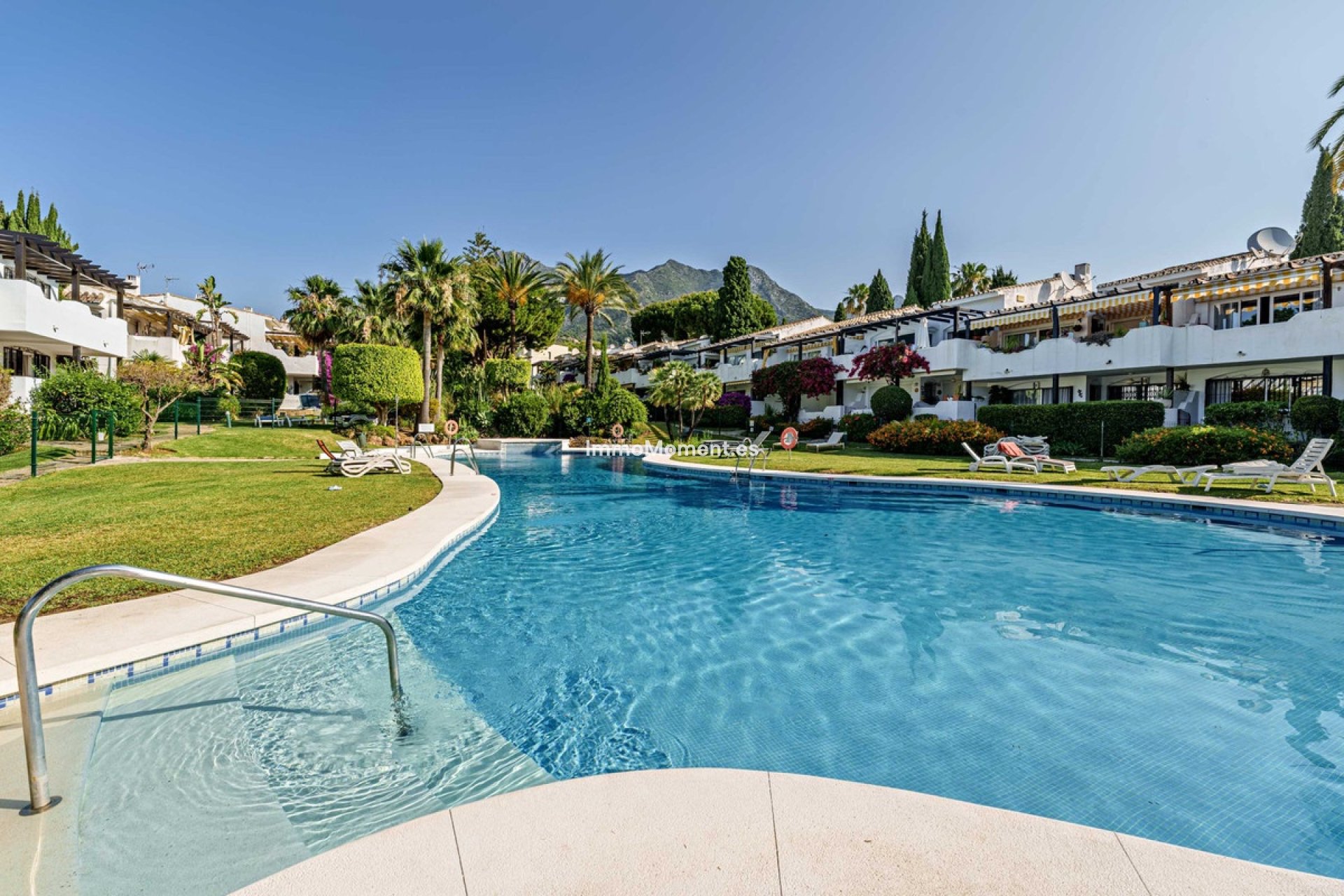 Resale - Apartment - Marbella - Sierra Blanca