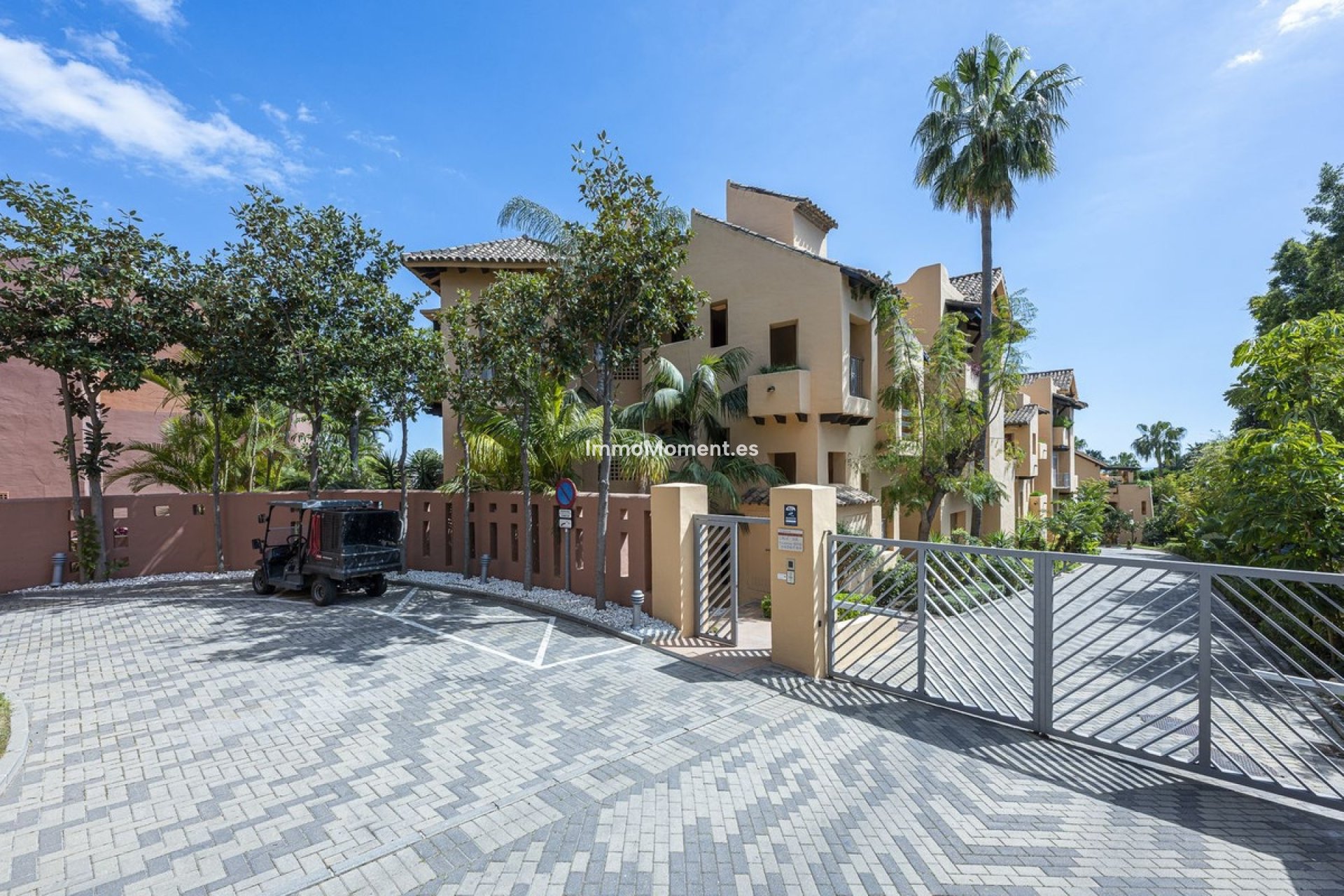 Resale - Apartment - Marbella - Sierra Blanca