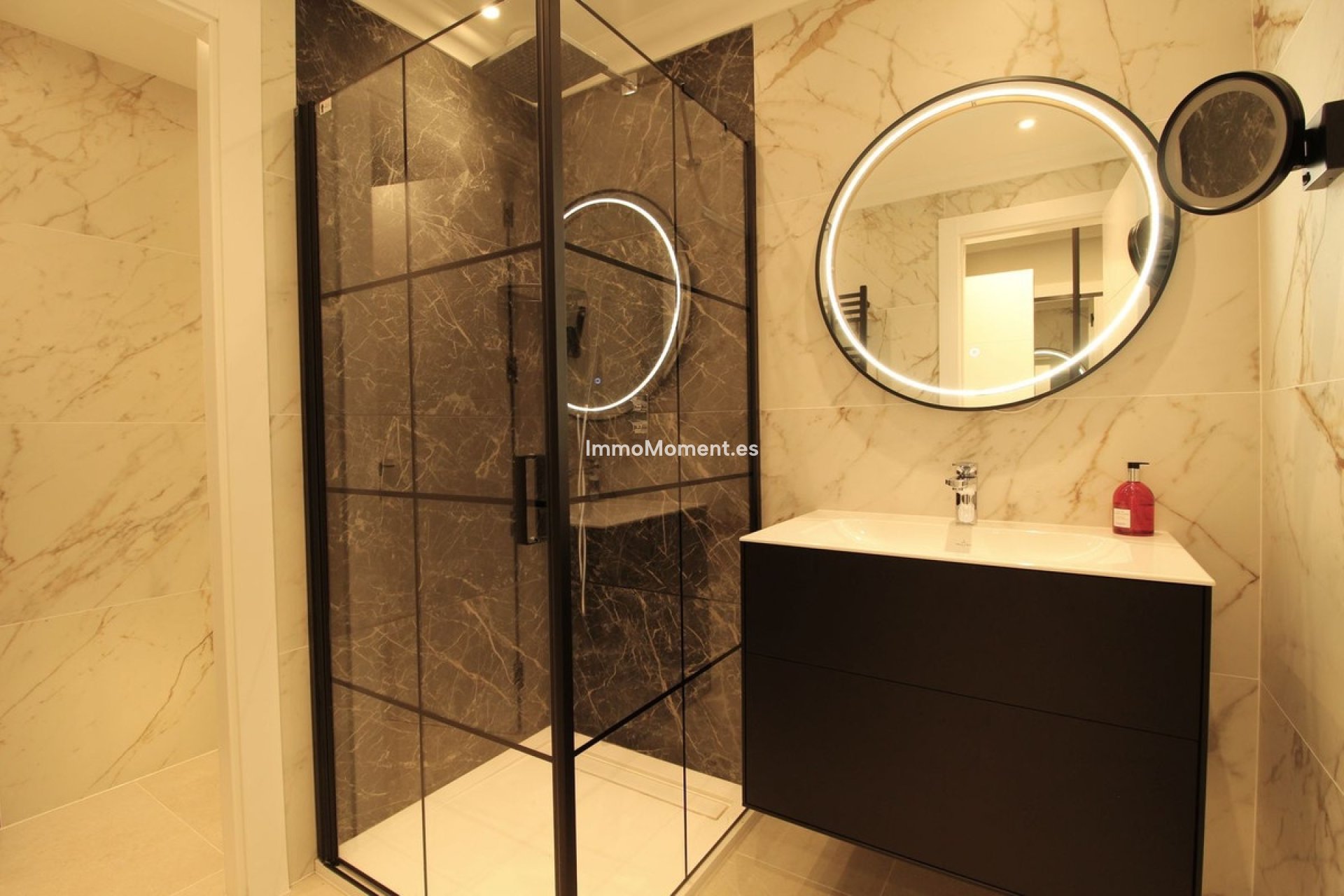 Resale - Apartment - Marbella - Sierra Blanca