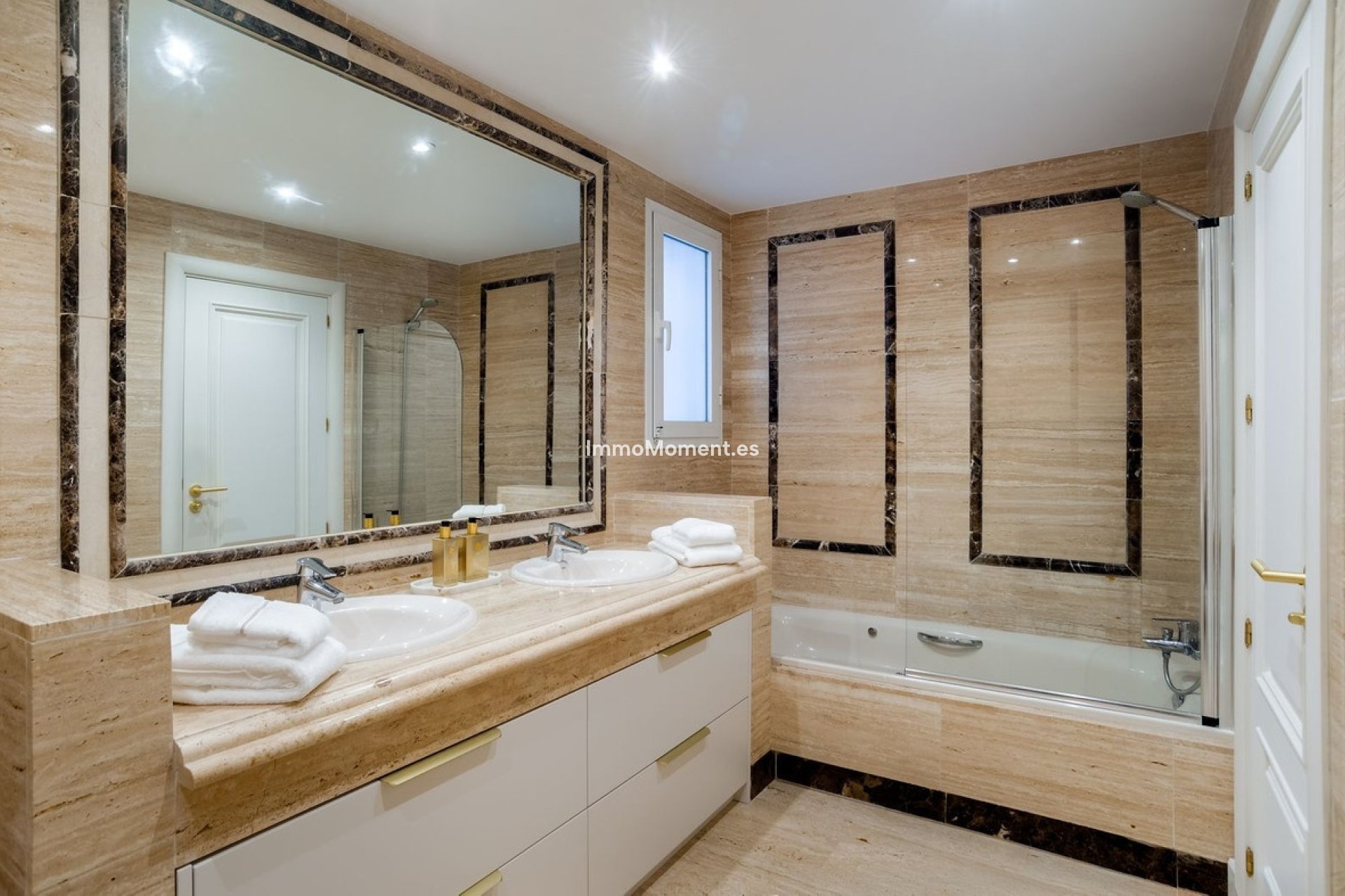 Resale - Apartment - Marbella - Sierra Blanca