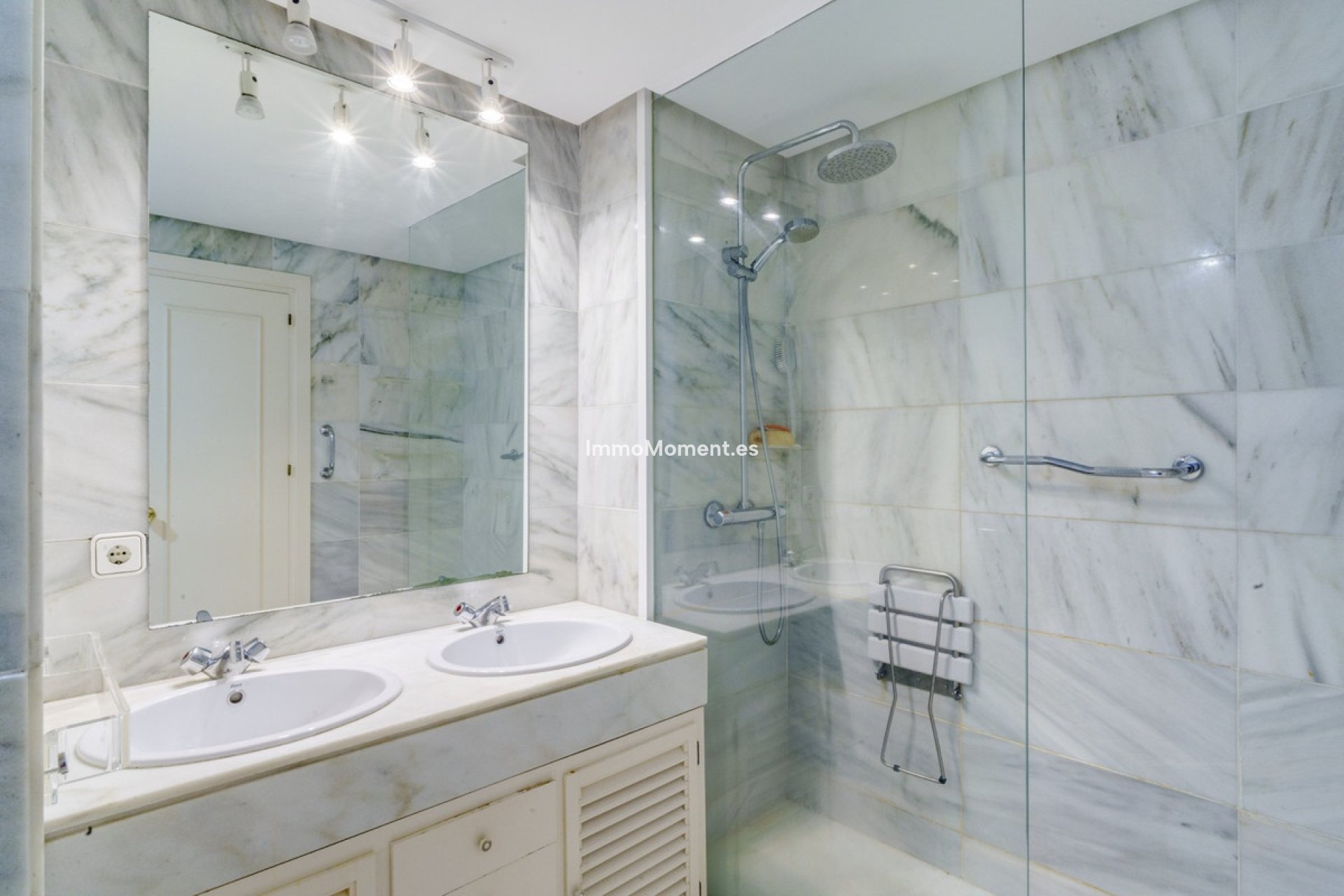 Resale - Apartment - Marbella - Torre Real