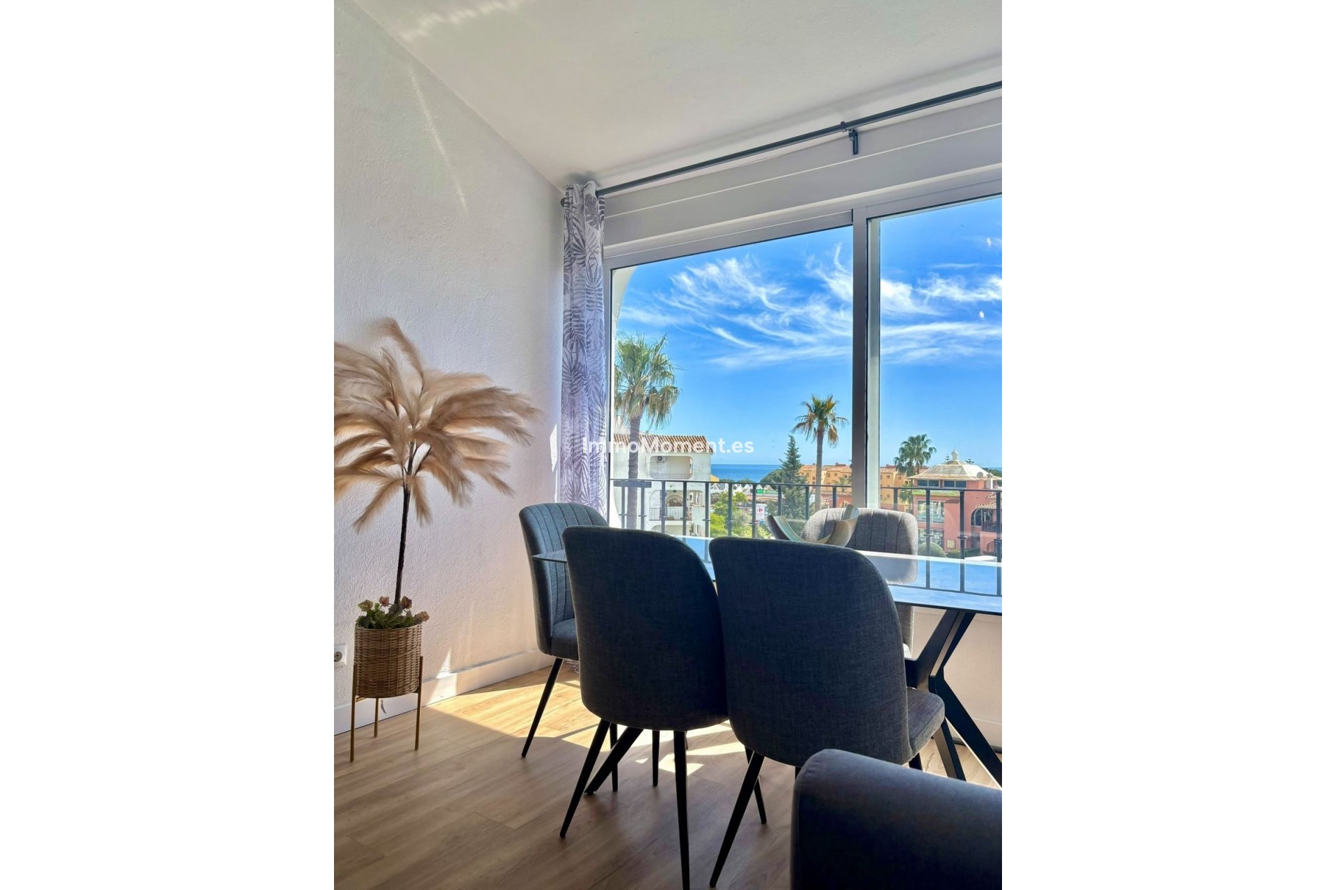Resale - Apartment - Mijas - Calahonda