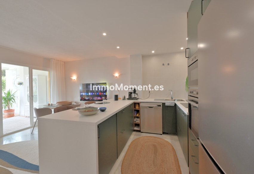 Resale - Apartment - Mijas - Calahonda