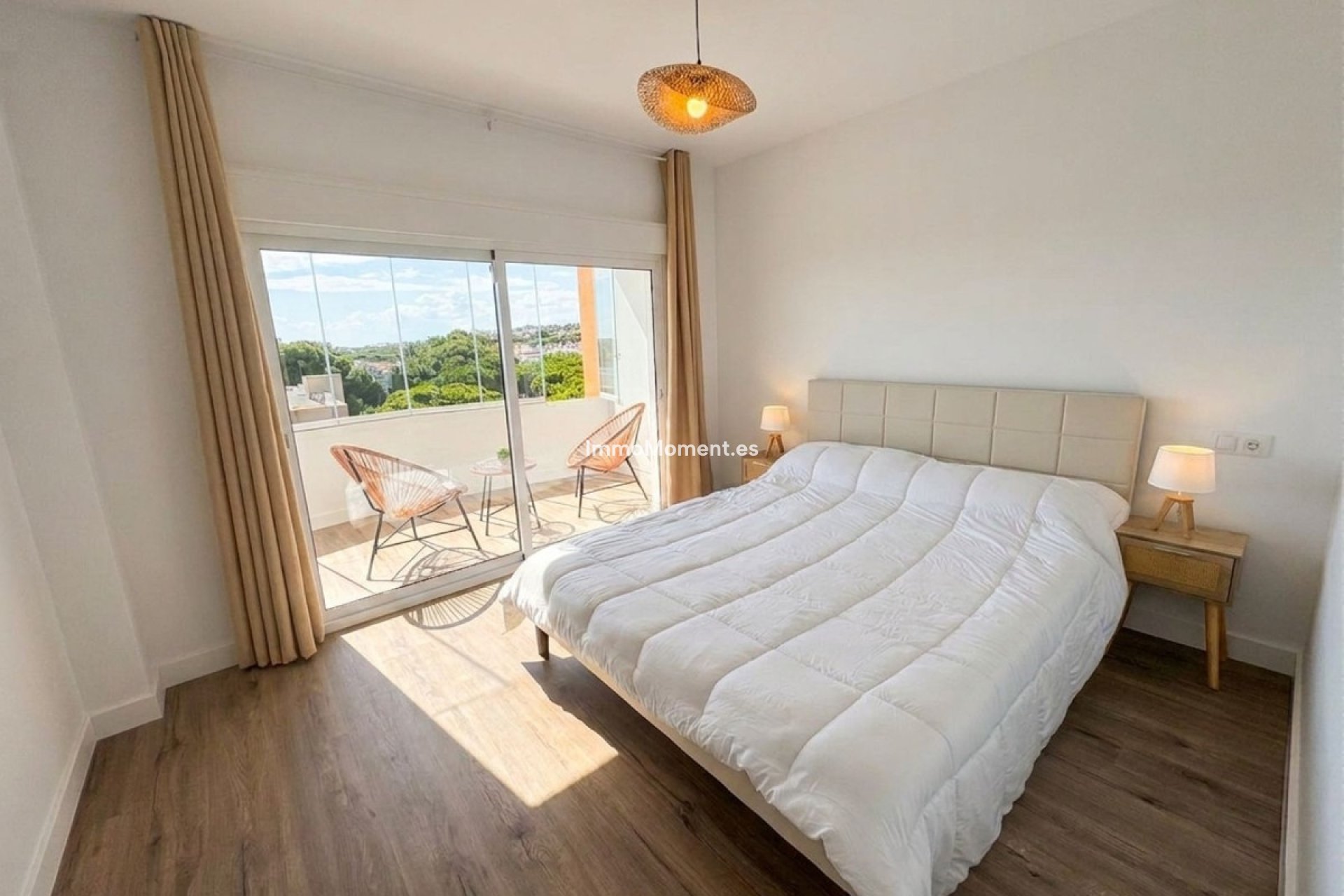 Resale - Apartment - Mijas - Calahonda