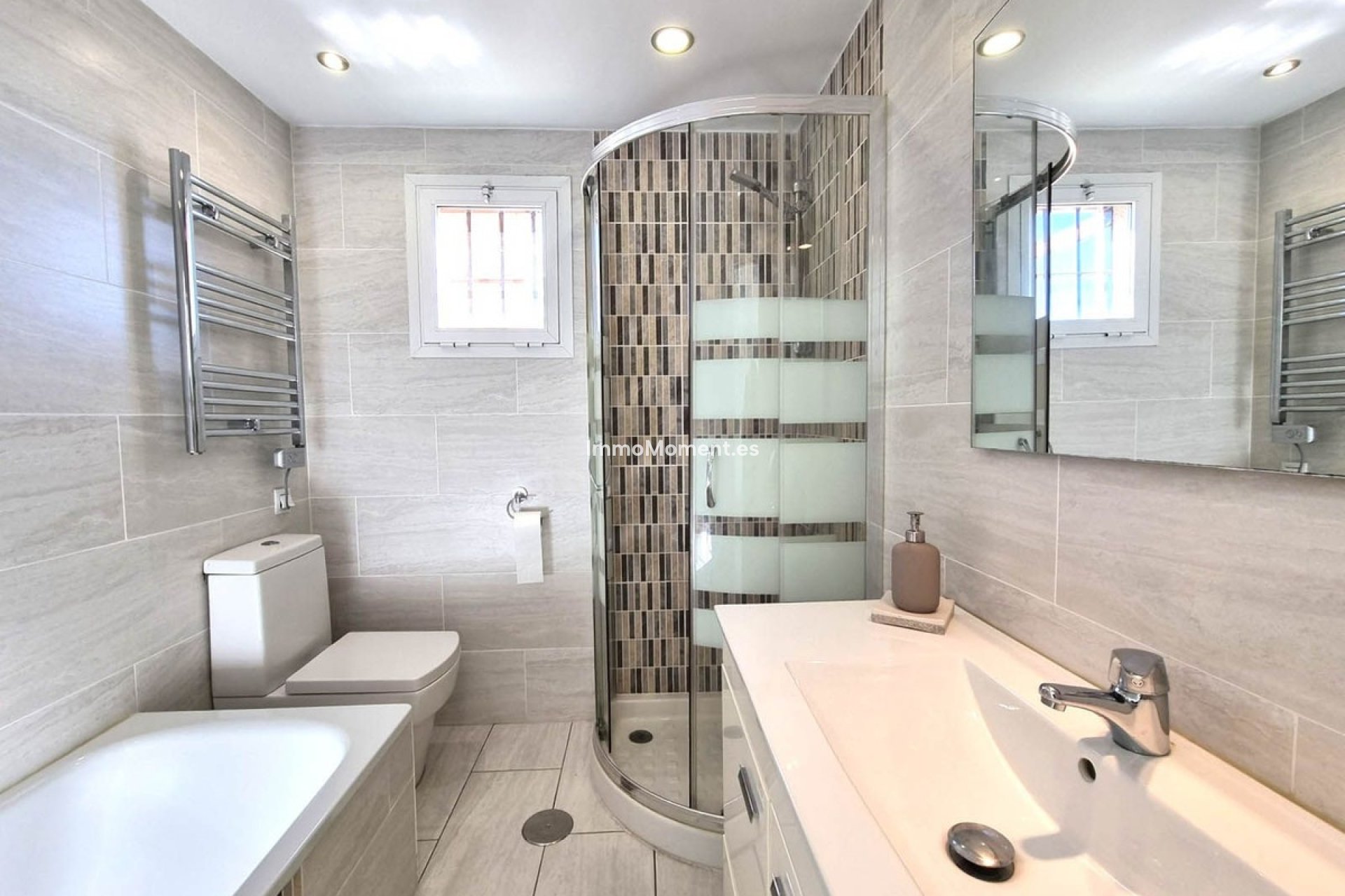 Resale - Apartment - Mijas - Calahonda