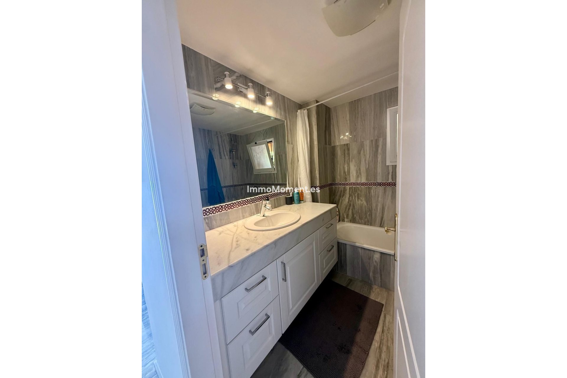 Resale - Apartment - Mijas - Calahonda