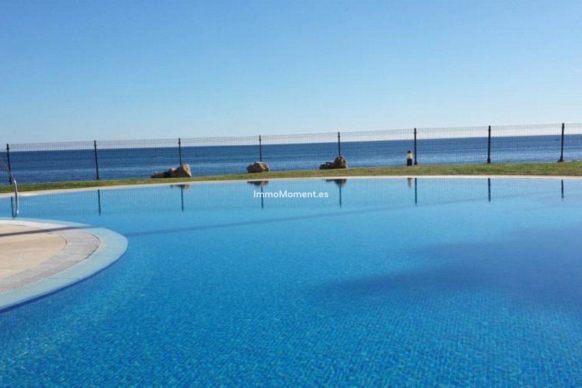 Resale - Apartment - Mijas - Calahonda