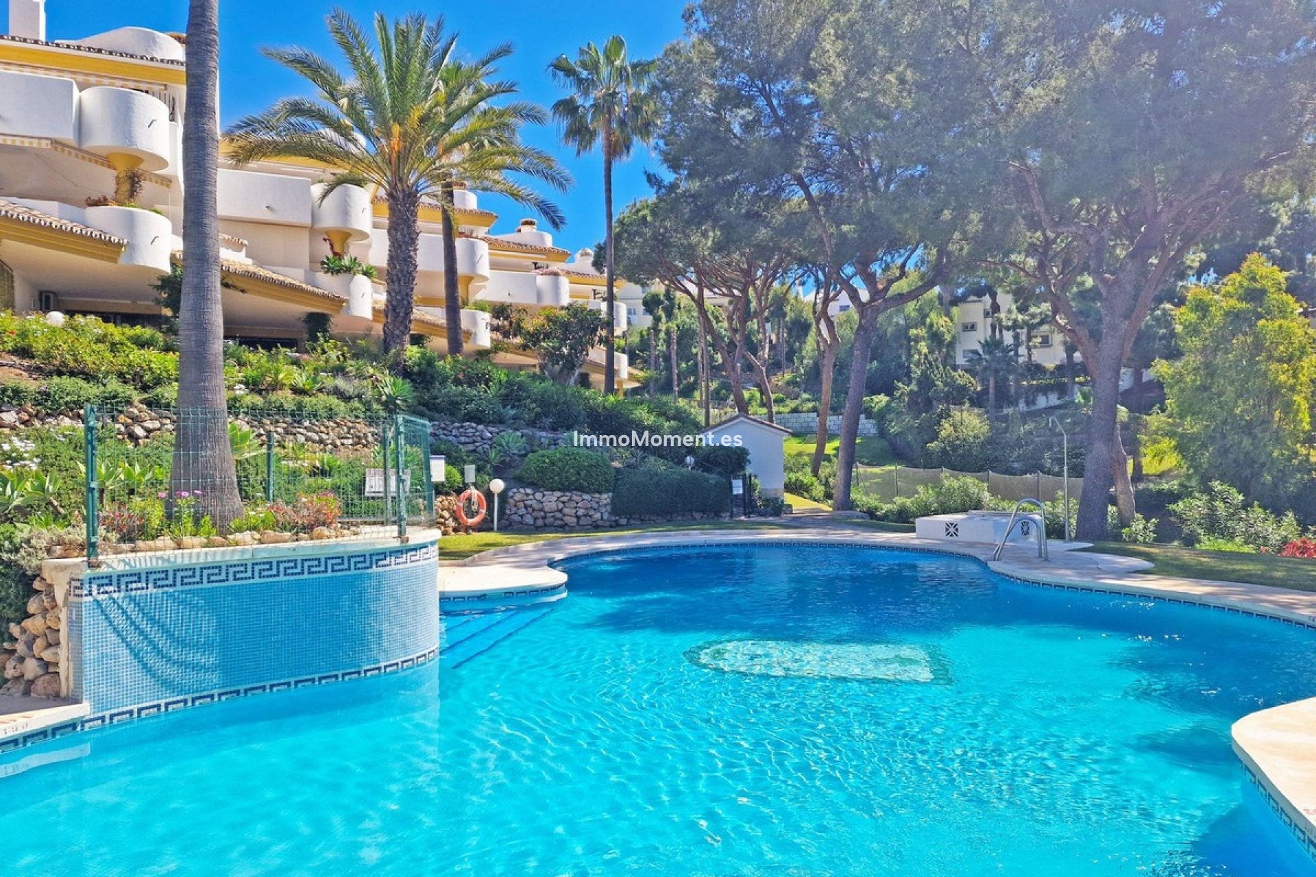 Resale - Apartment - Mijas - Calahonda