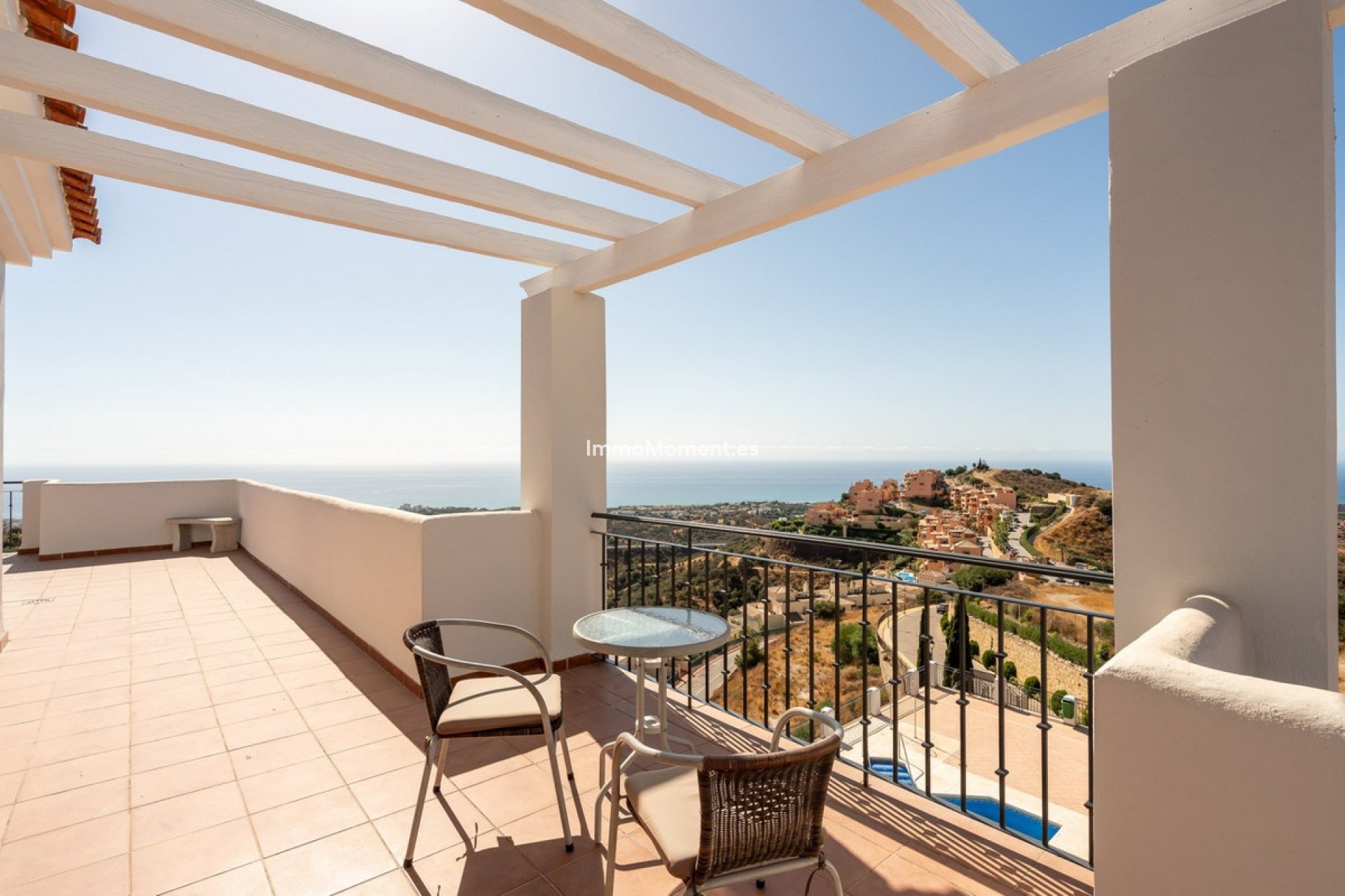Resale - Apartment - Mijas - Calahonda