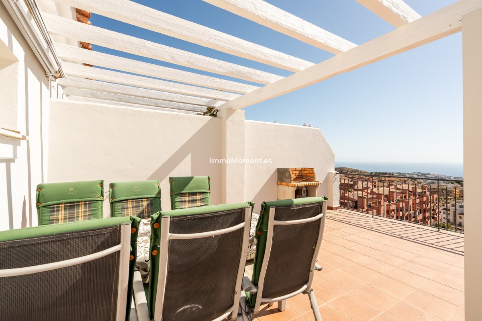Resale - Apartment - Mijas - Calahonda
