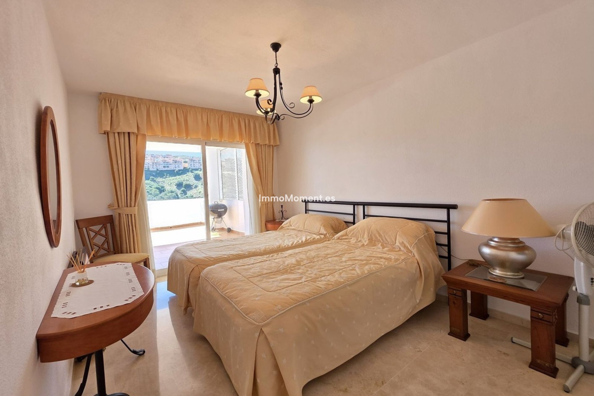 Resale - Apartment - Mijas - Calahonda
