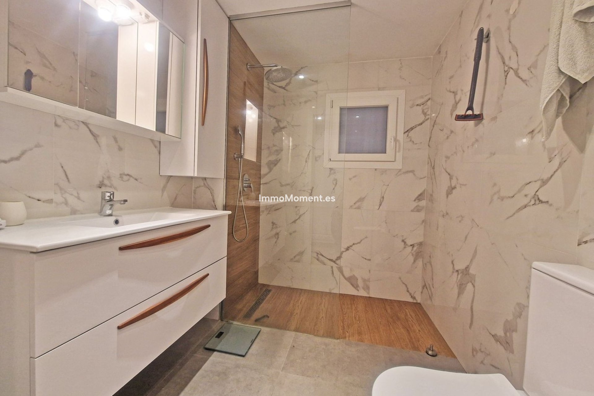 Resale - Apartment - Mijas - Calahonda
