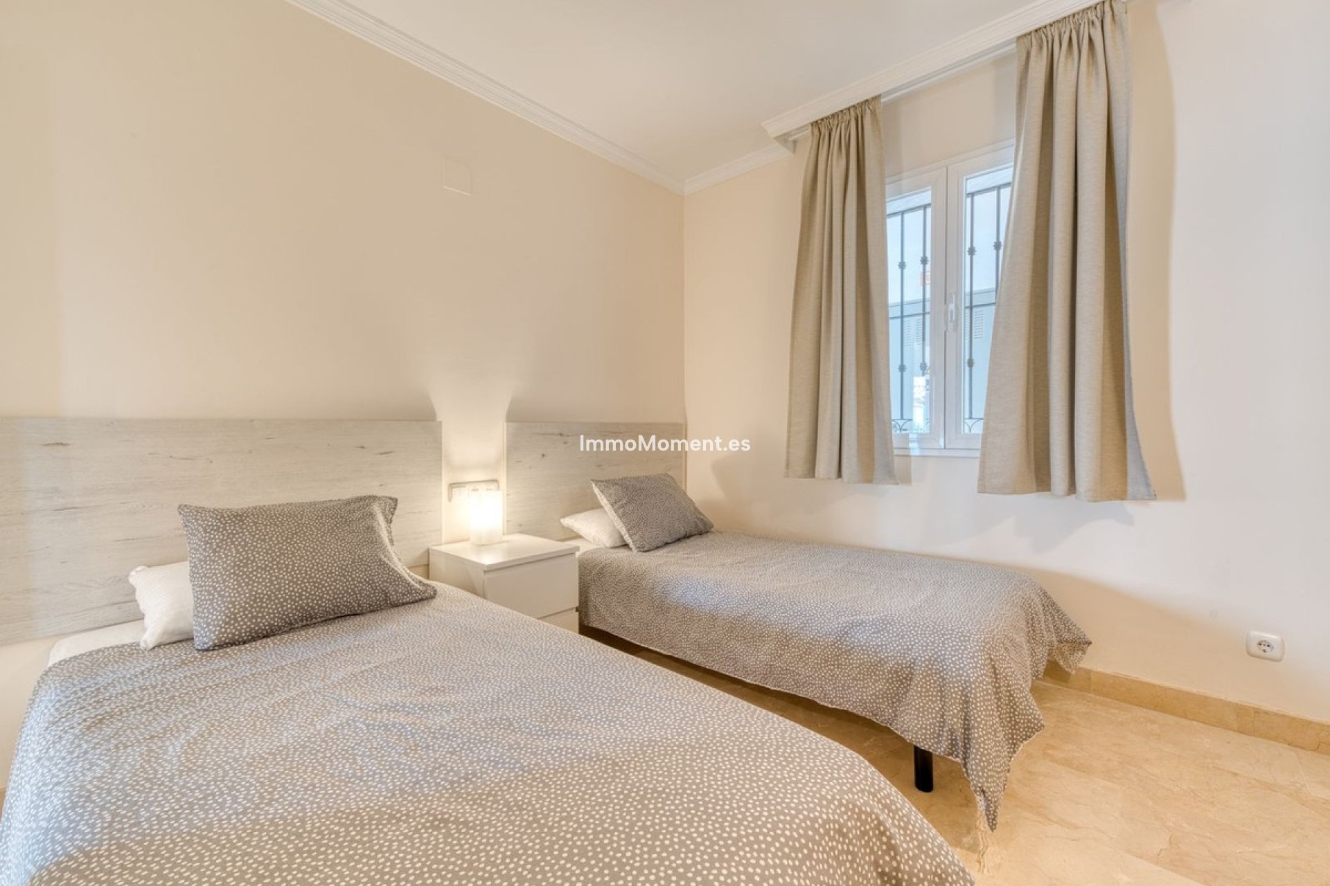Resale - Apartment - Mijas - Calahonda