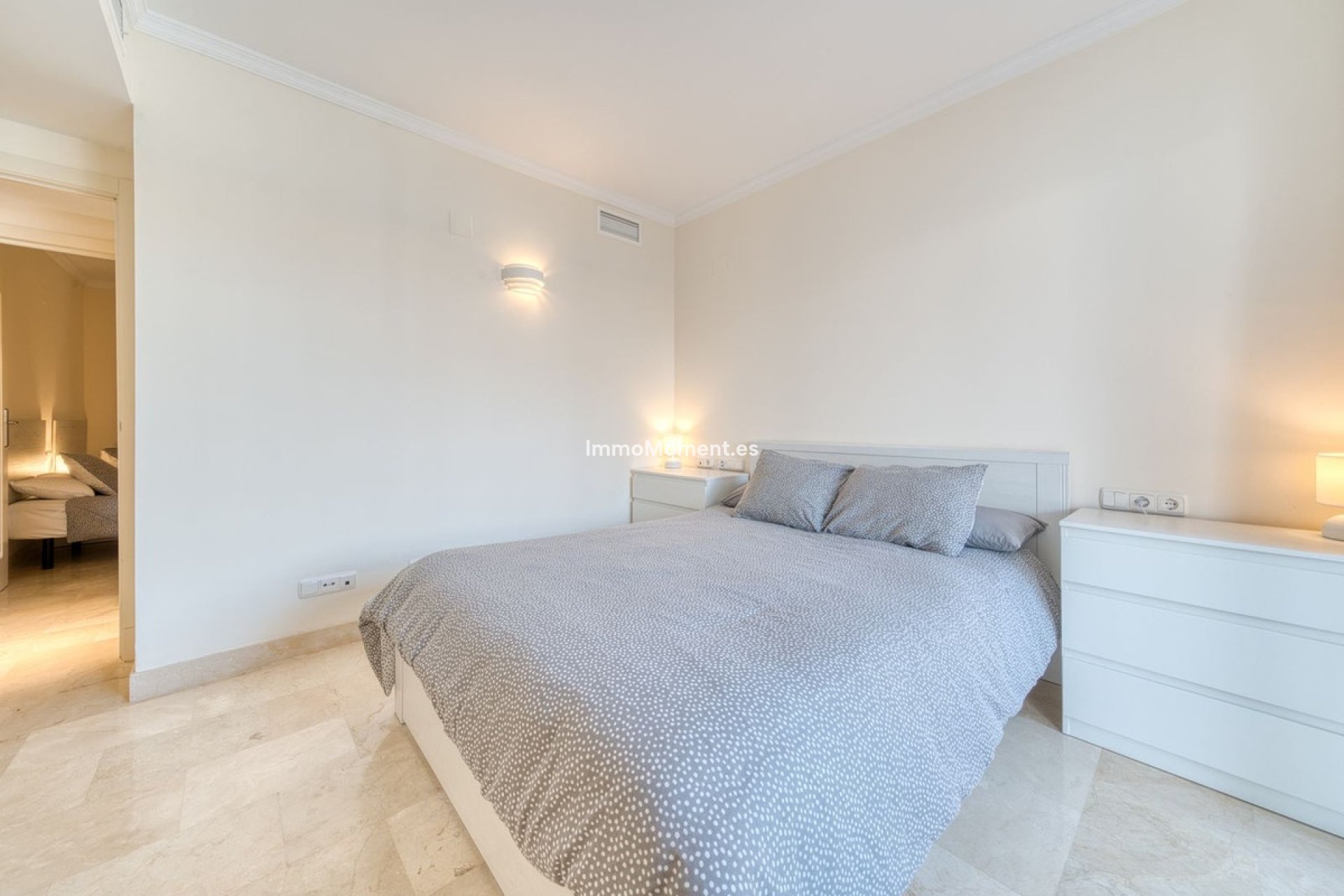 Resale - Apartment - Mijas - Calahonda