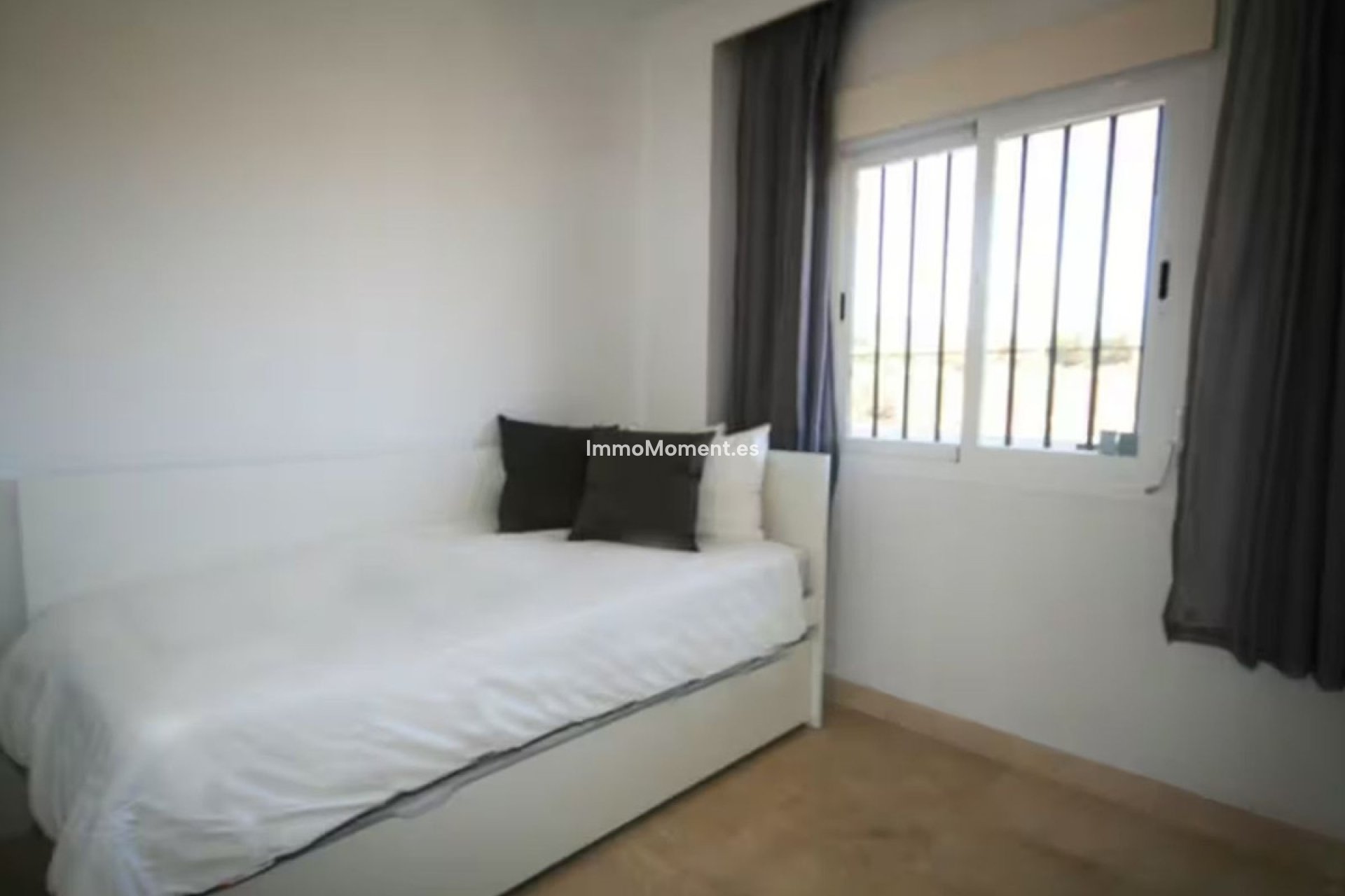 Resale - Apartment - Mijas - Calanova Golf
