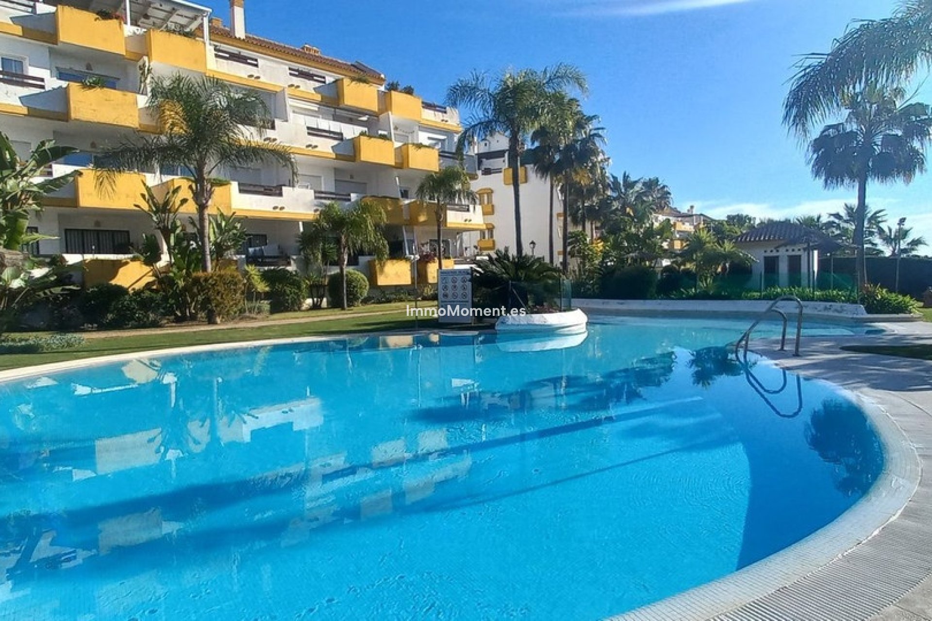 Resale - Apartment - Mijas - Calanova Golf
